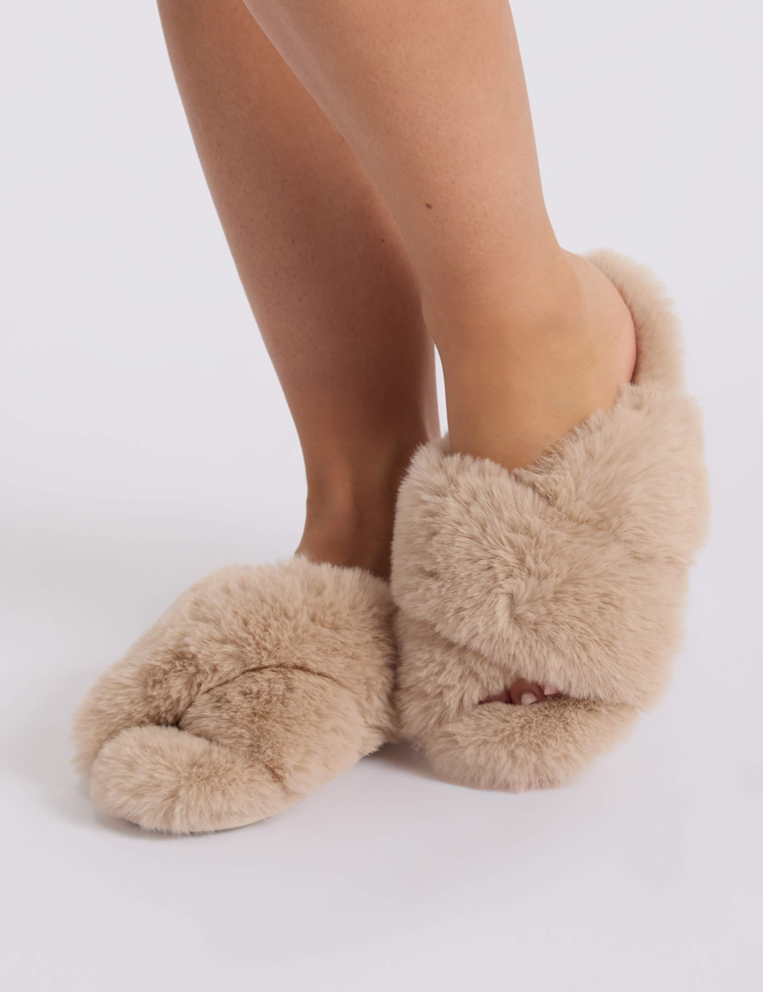 Crossover Slippers 1 of 6