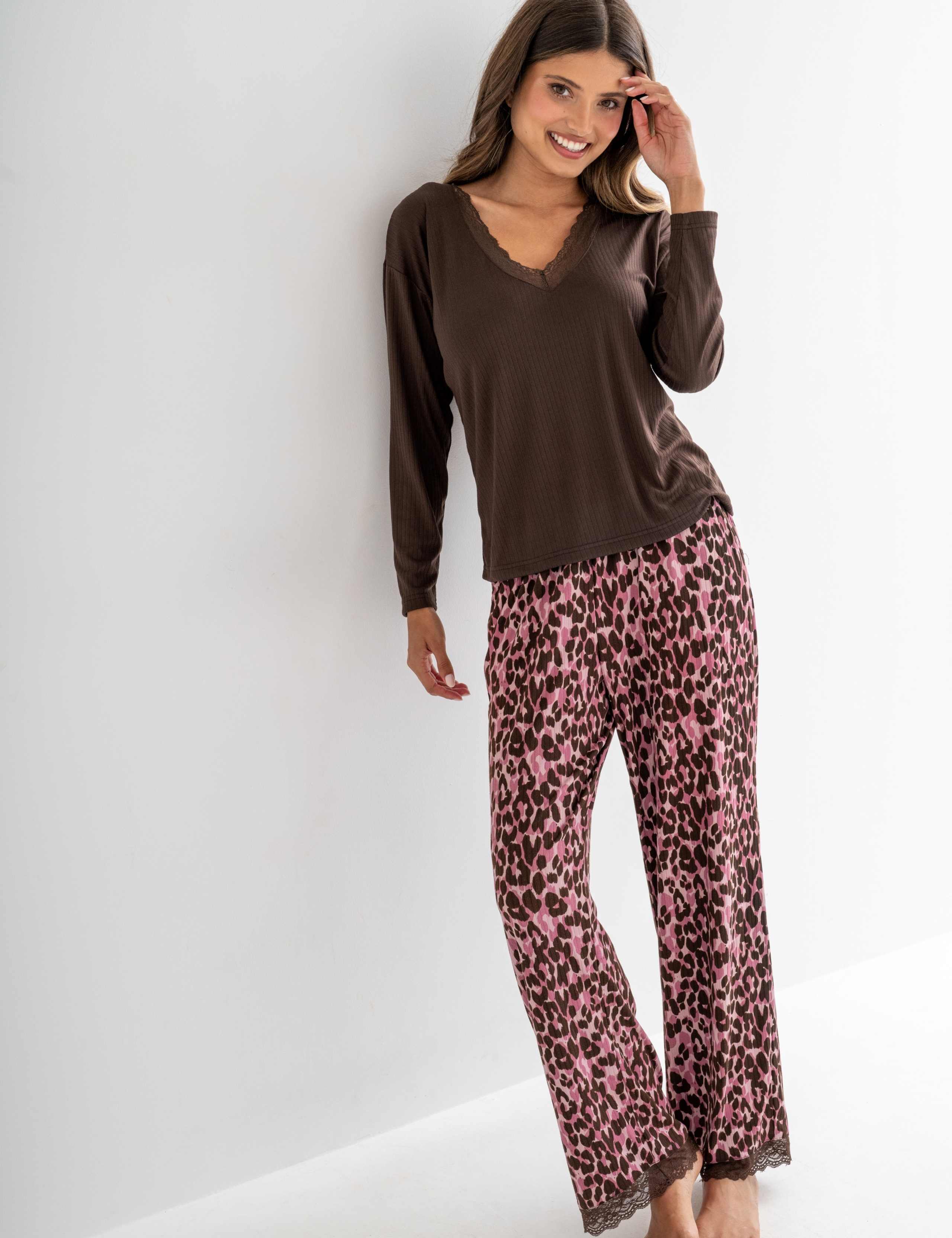Ribbed Brushed Leopard Trim Pyjama Set 3 of 5