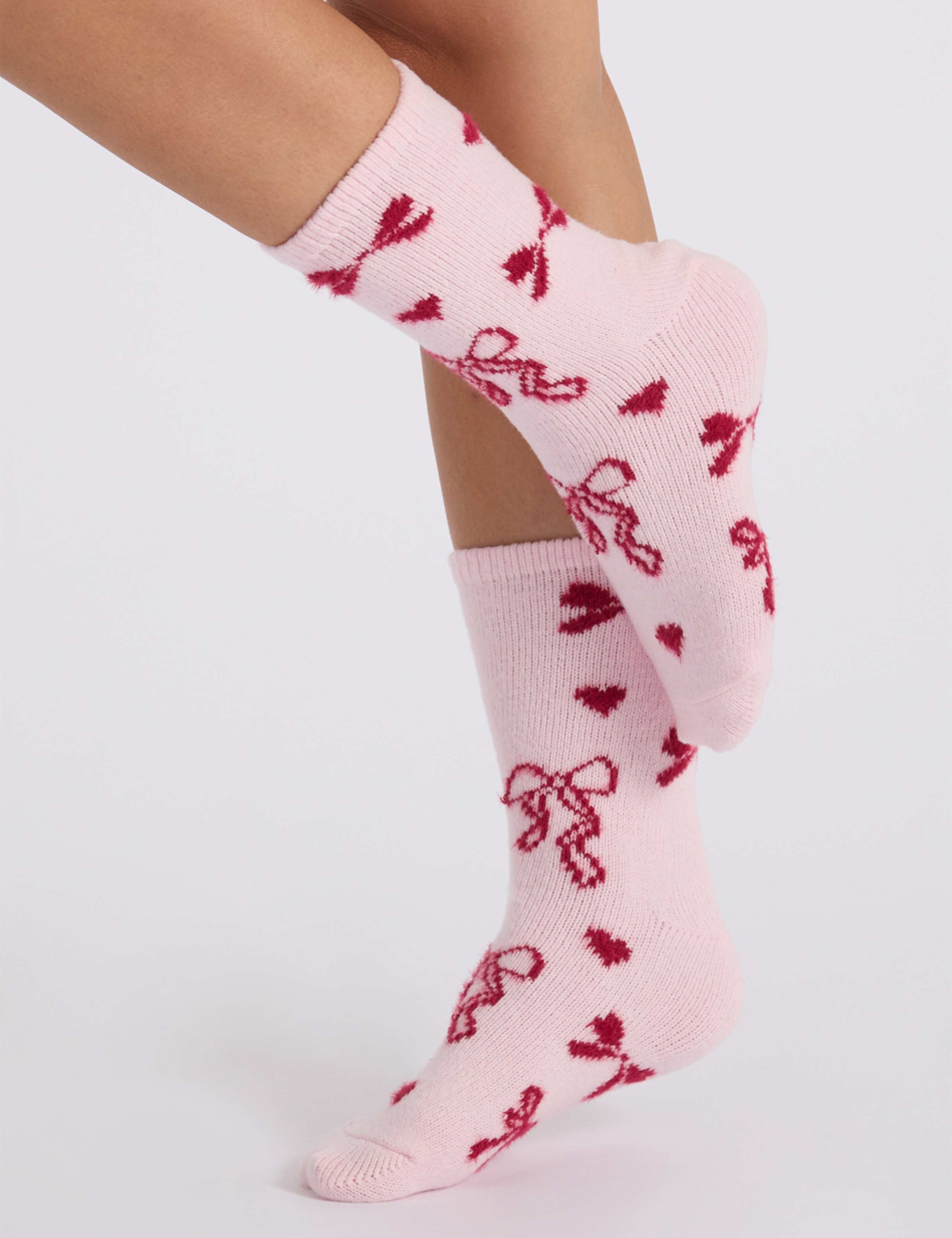 3 Pack Patterned Fluffy Socks 7 of 8
