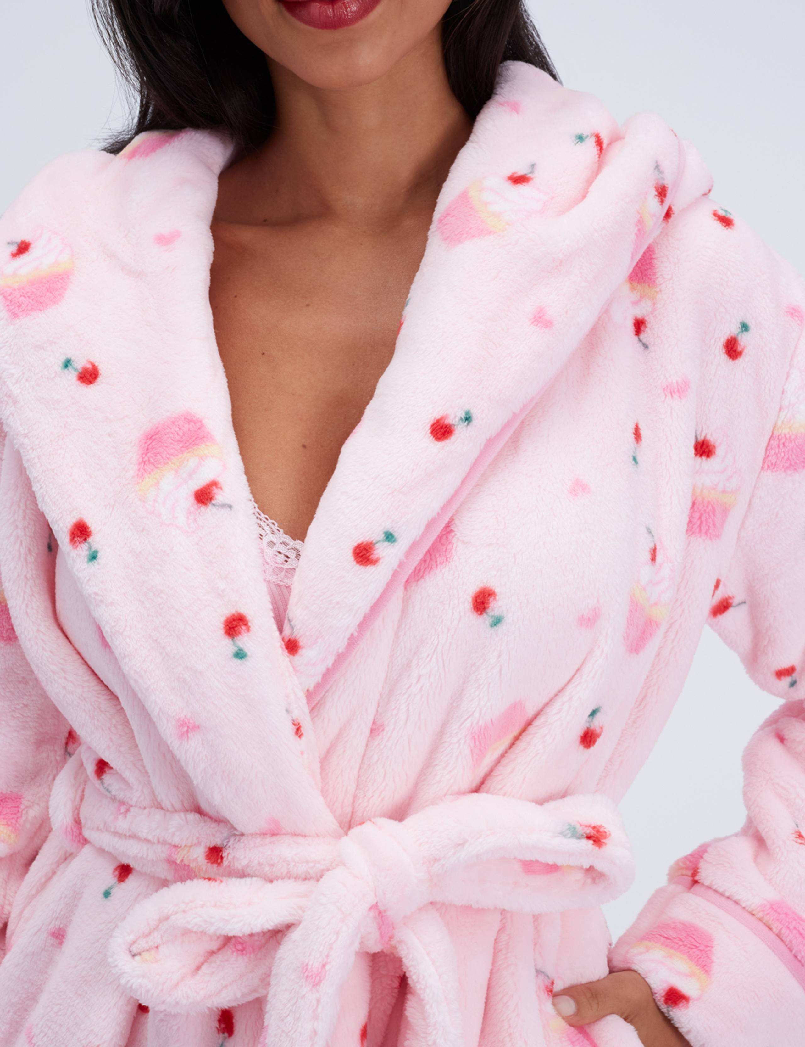 Supersoft Print Robe 4 of 5