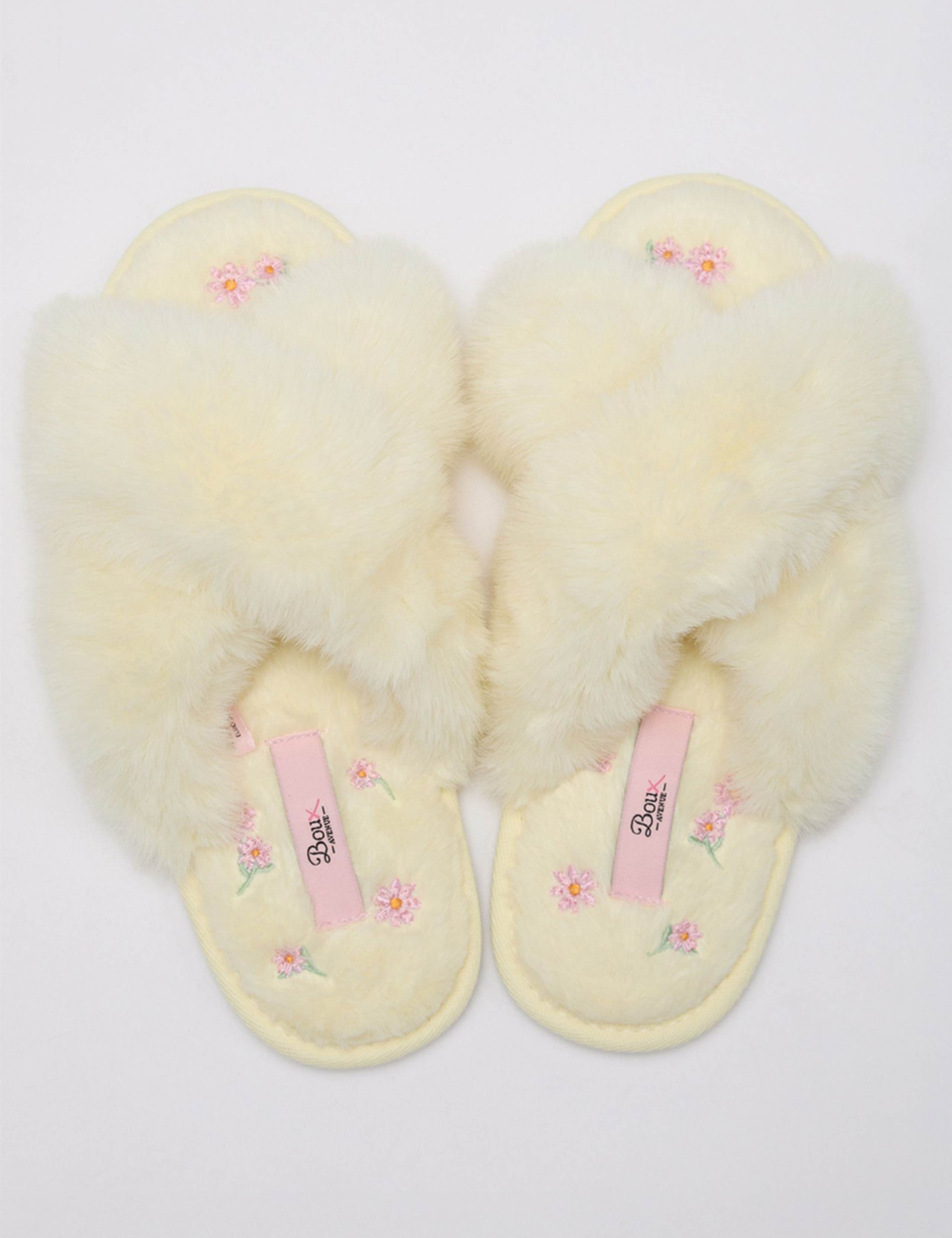 Floral Embroidered Crossband Open Toe Slippers 2 of 4