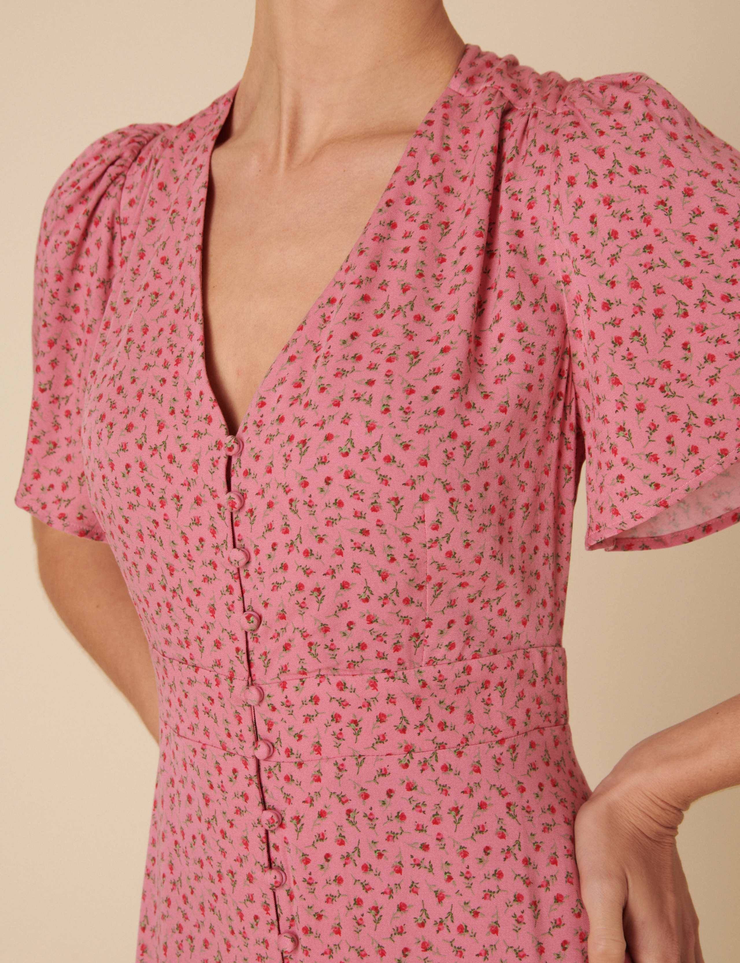 Floral V-Neck Button Through Midaxi Tea Dress 3 of 4
