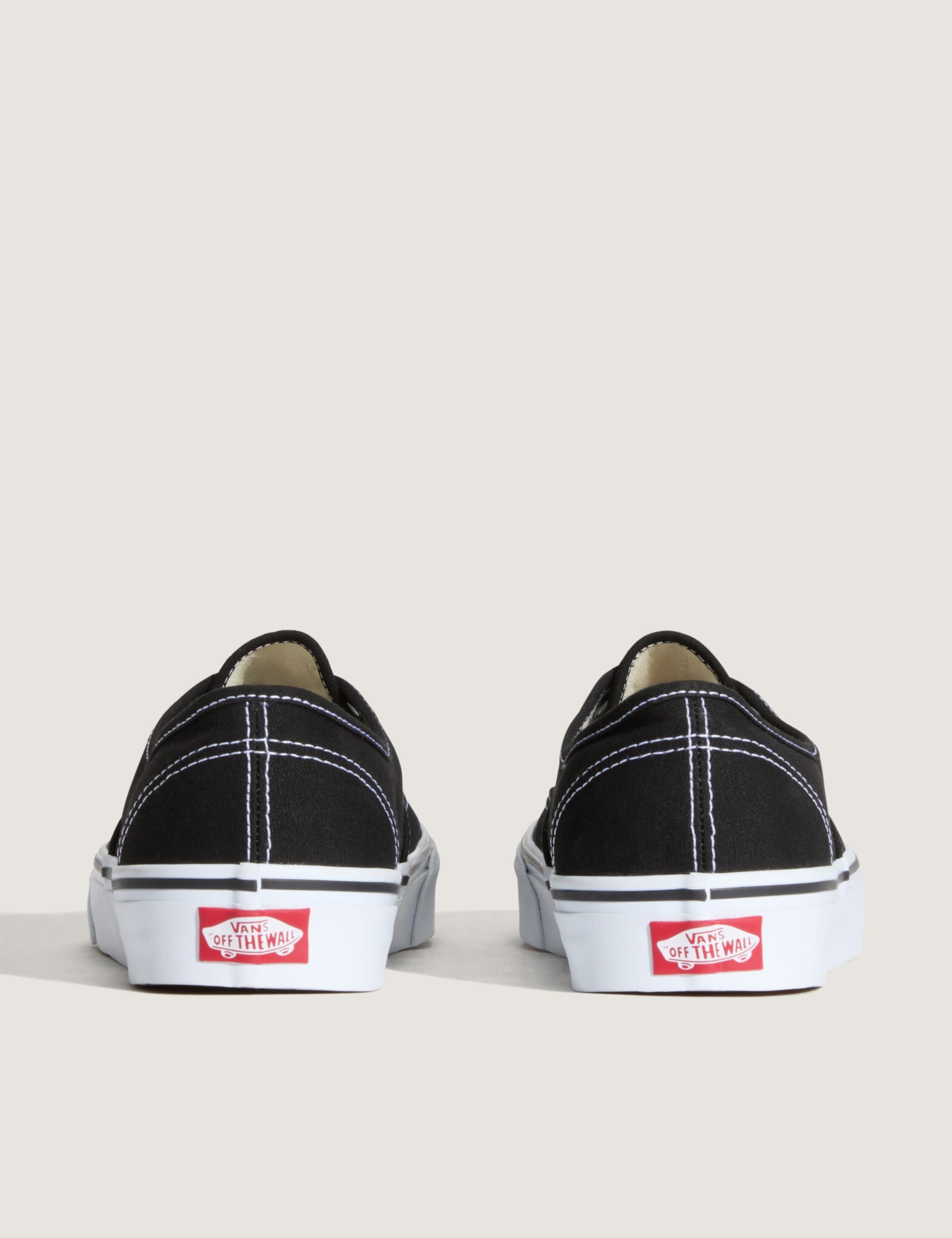Authentic Trainers 5 of 5