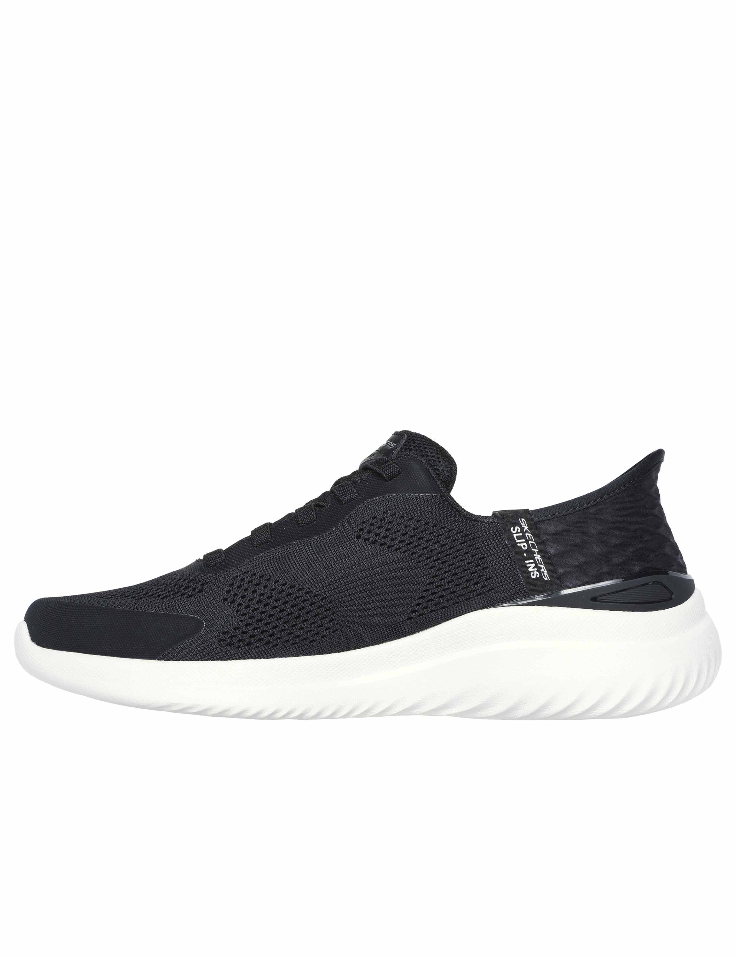 Bounder 2.0 Emerged Slip-ins Trainers 4 of 5