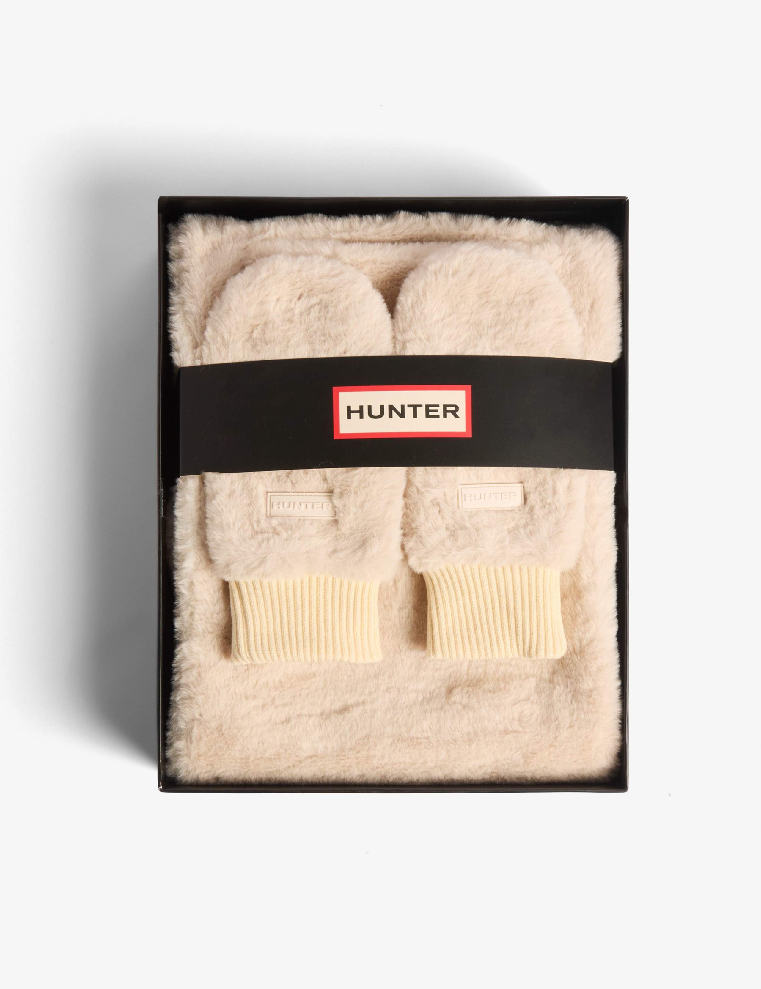 Borg Fleece Scarf & Mittens Boxed Gift Set 1 of 3