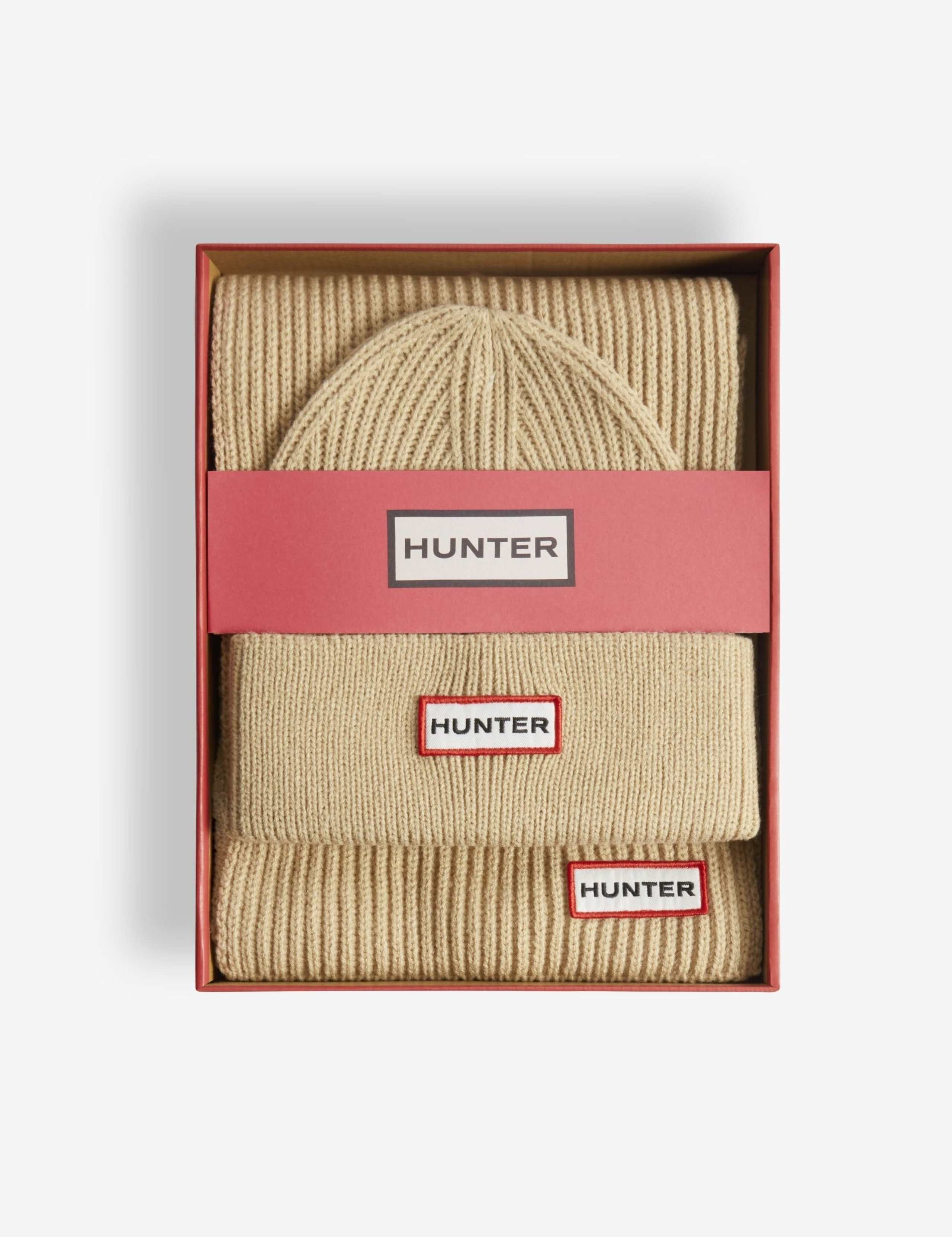 Knitted Hat & Scarf Set 1 of 3