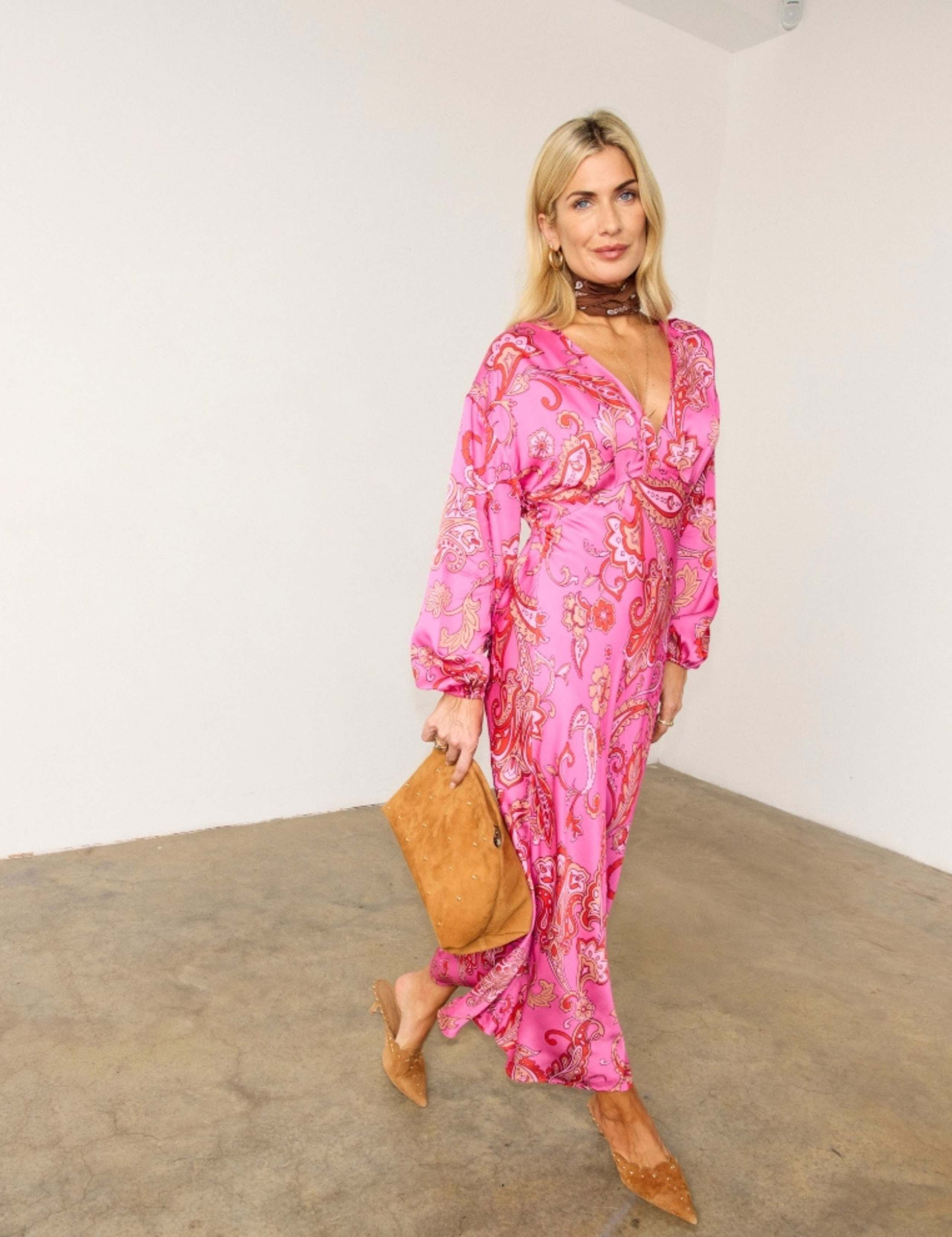 Paisley V-Neck Midaxi Waisted Dress 2 of 5