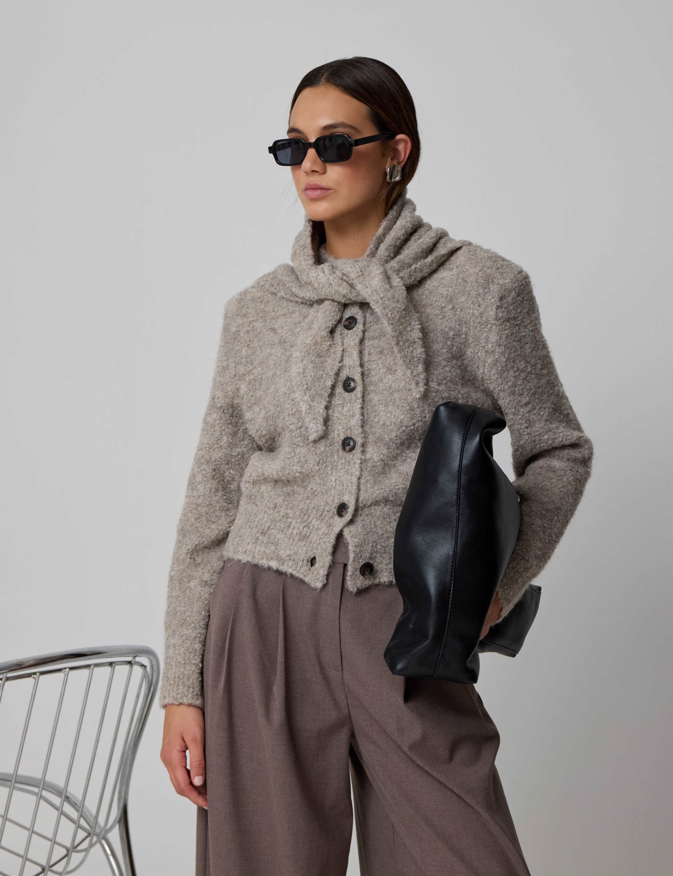 Bouclé Knitted Relaxed Cardigan with Wool 4 of 7