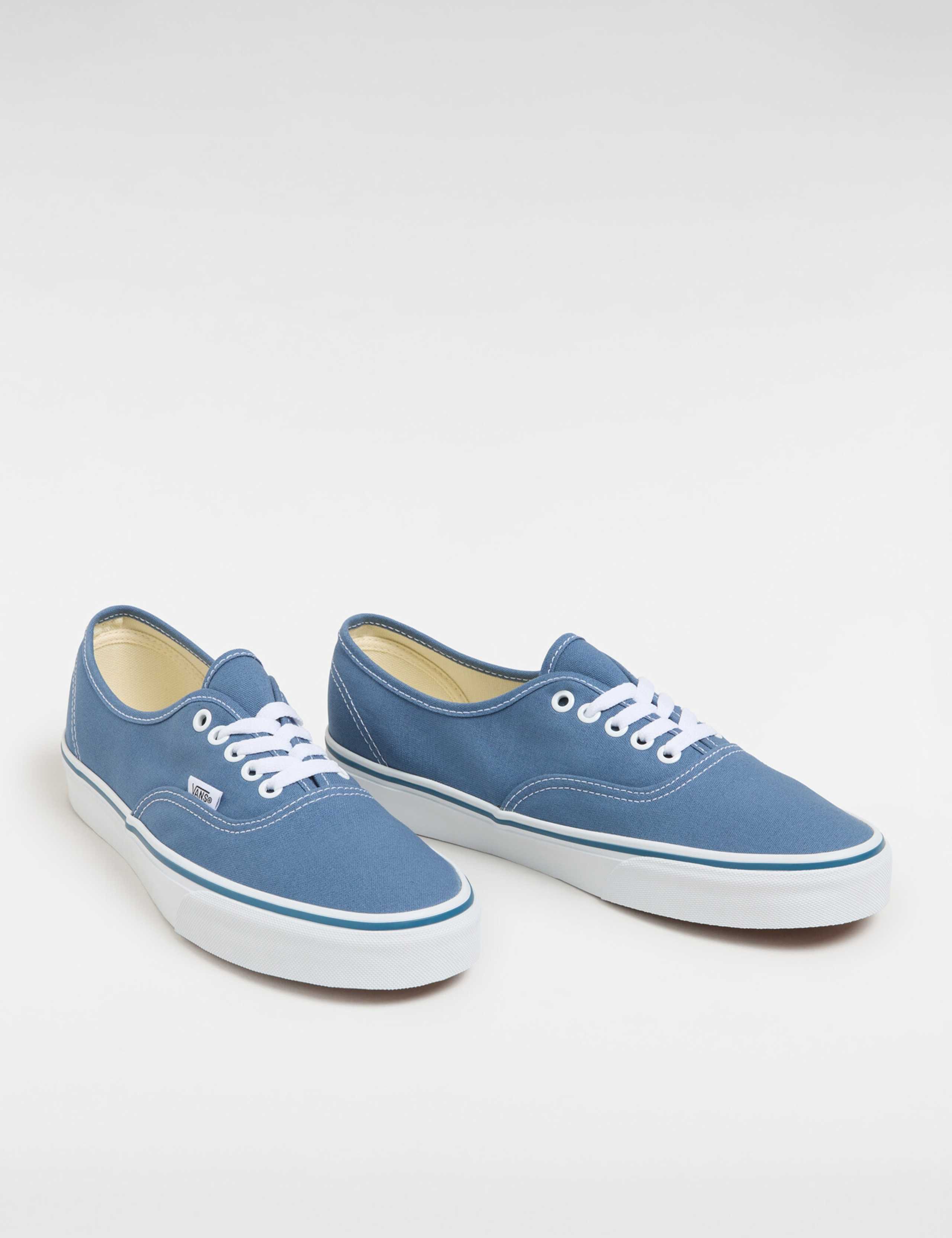 Authentic Canvas Retro Trainers 3 of 8