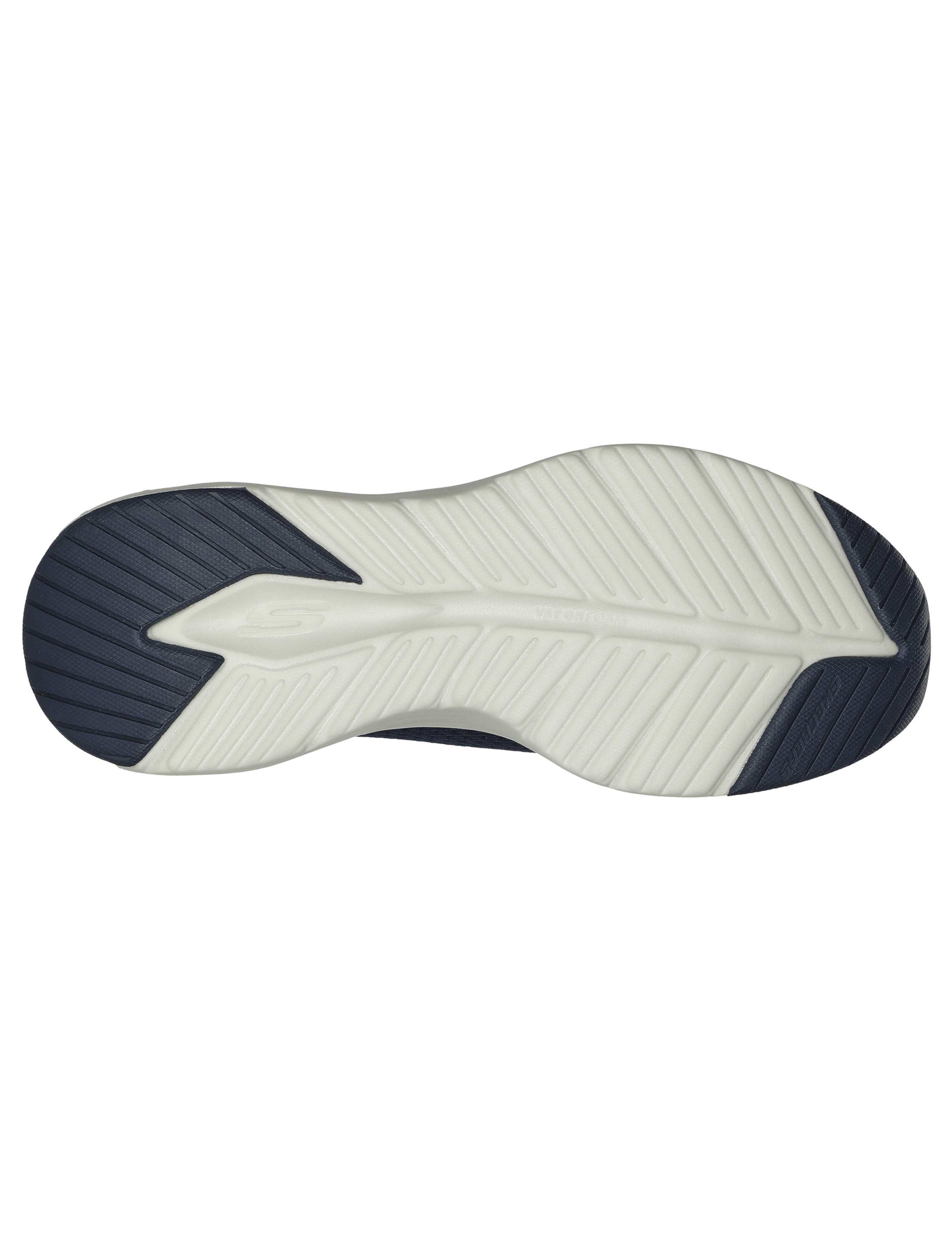 Vapor Foam True Classic Slip On Trainers 5 of 5
