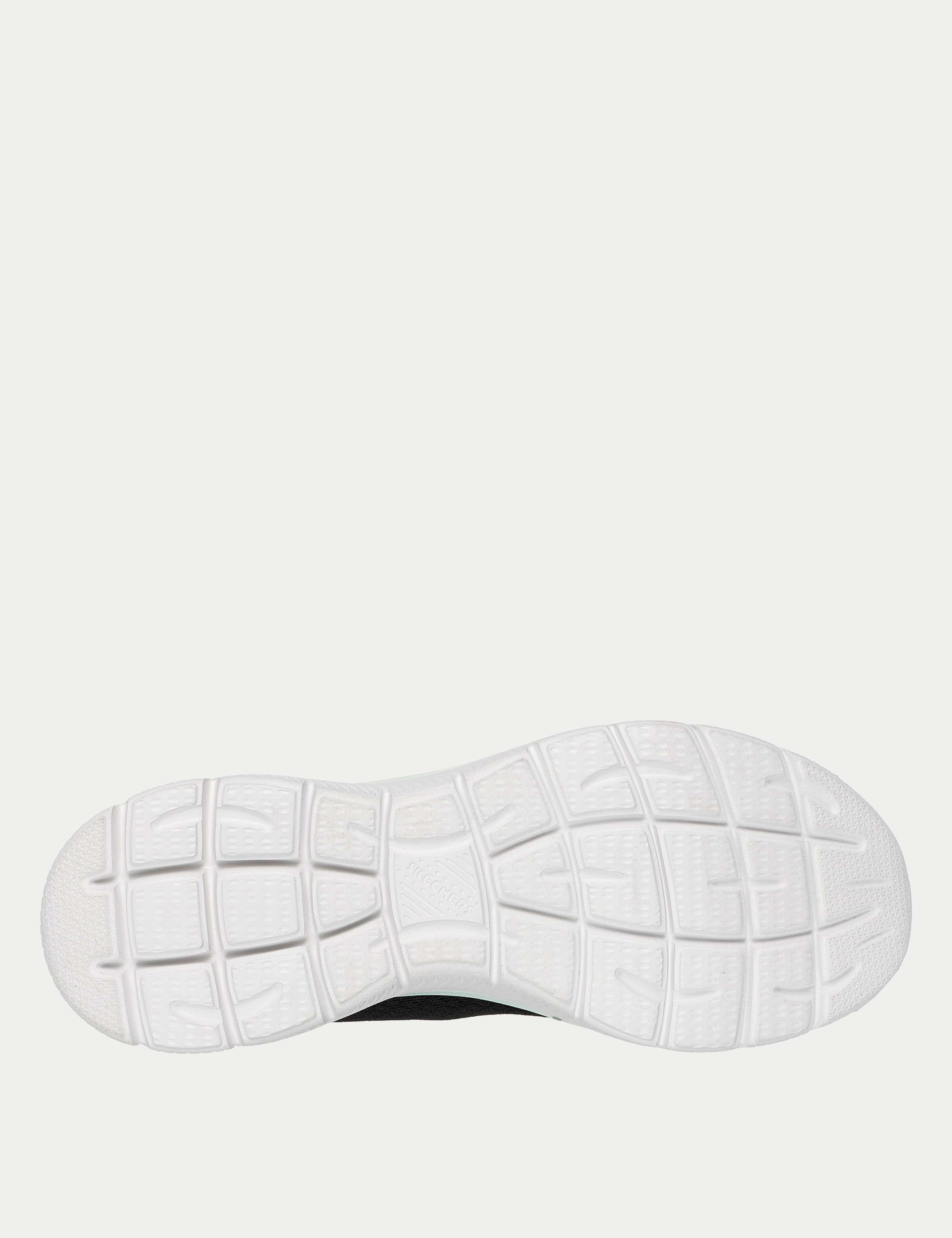 Summits Slip On Trainers 5 of 5