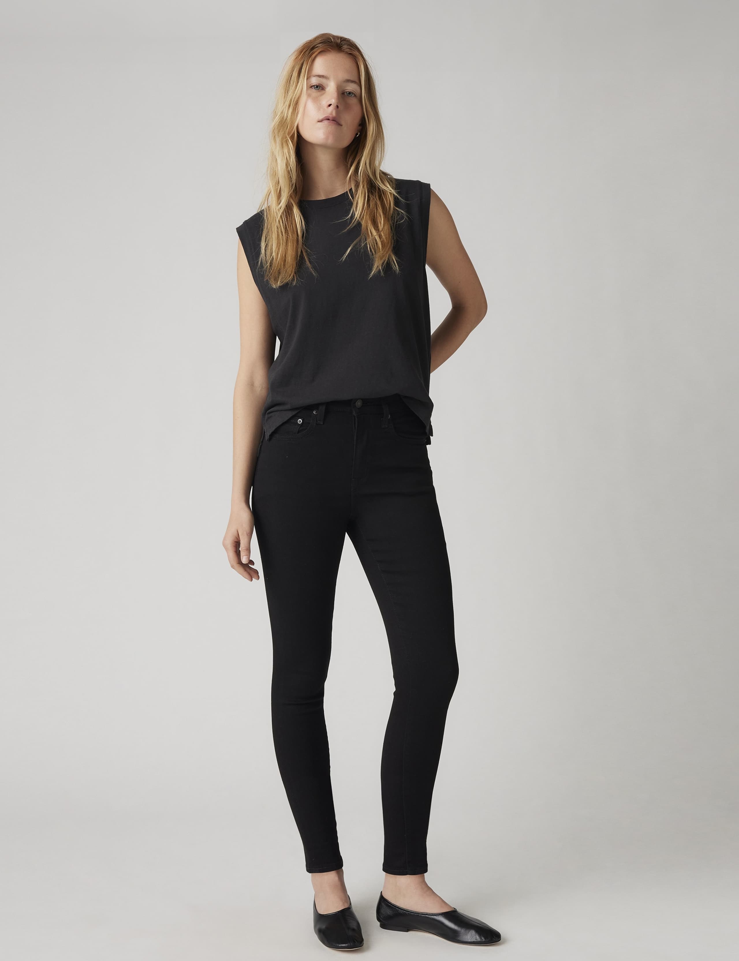 721 High Rise Skinny Jeans 7 of 9