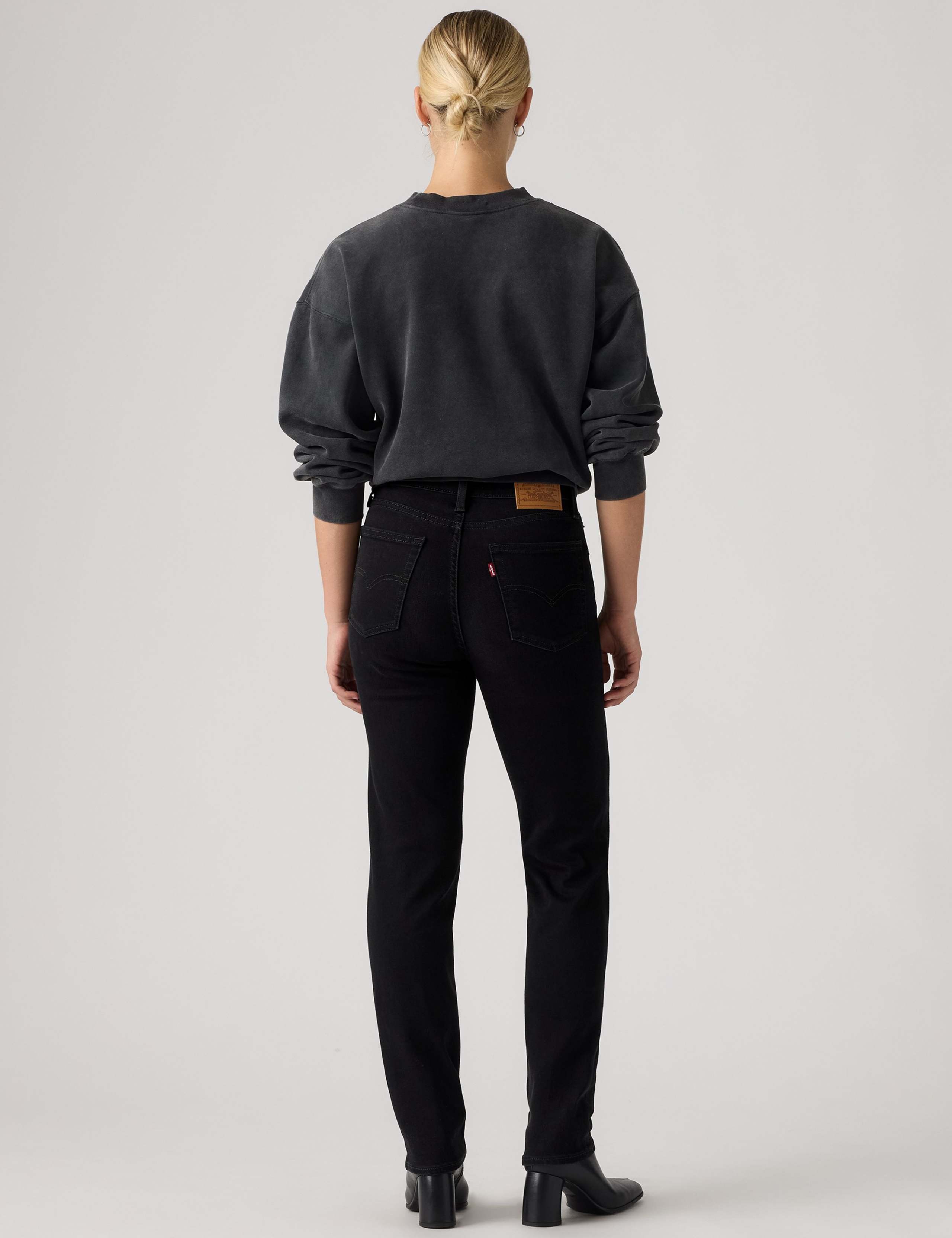 722 High Rise Slim Jeans 2 of 5