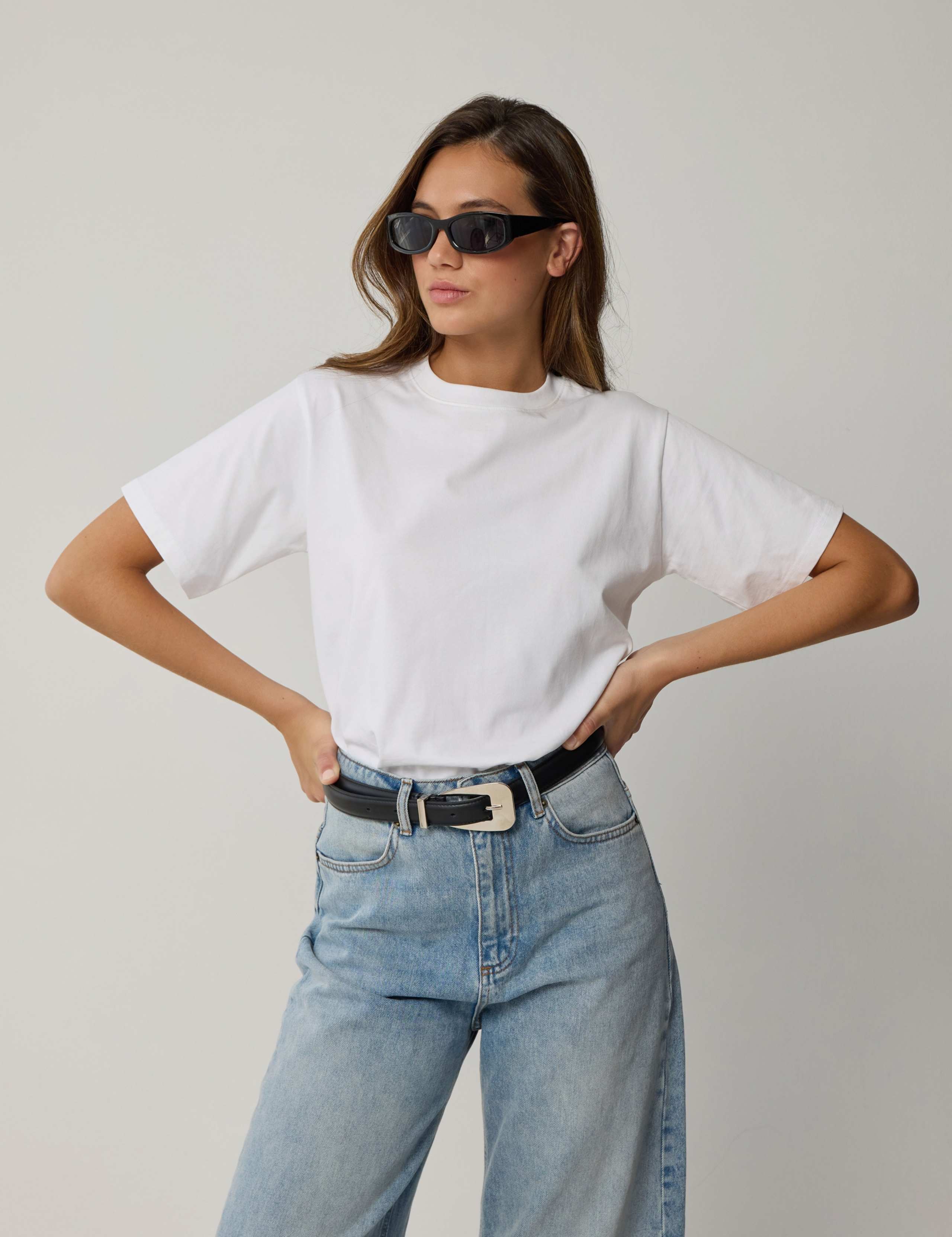 Leather Buckle Waist Belt 2 of 4