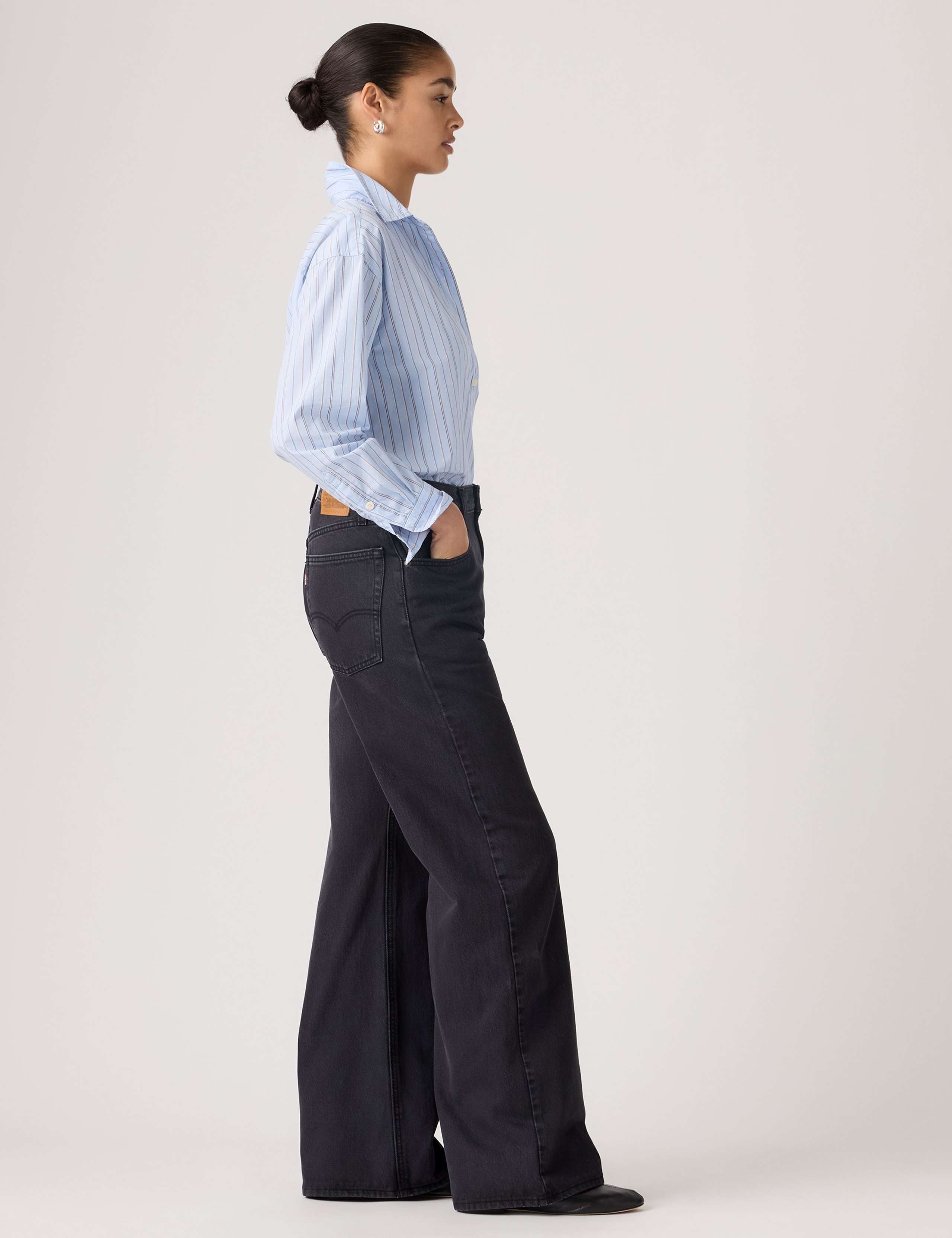 Loose Boot Jeans 3 of 7