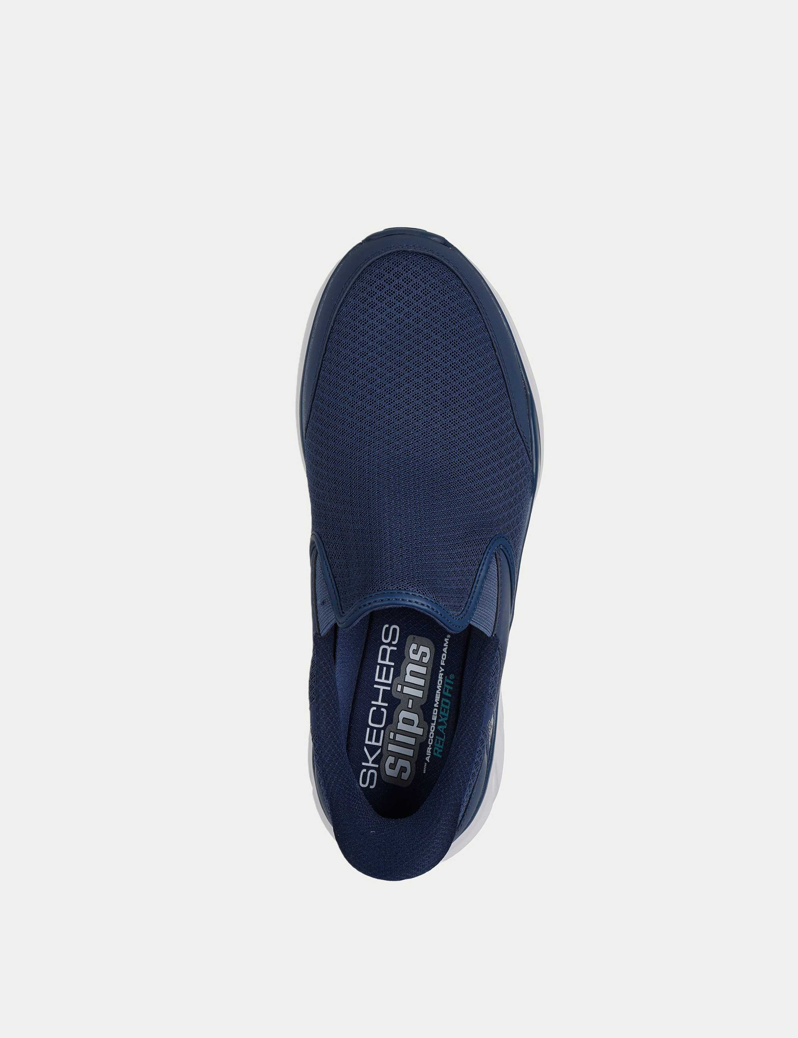 Equalizer 6.0 Slip-On Trainers 2 of 5