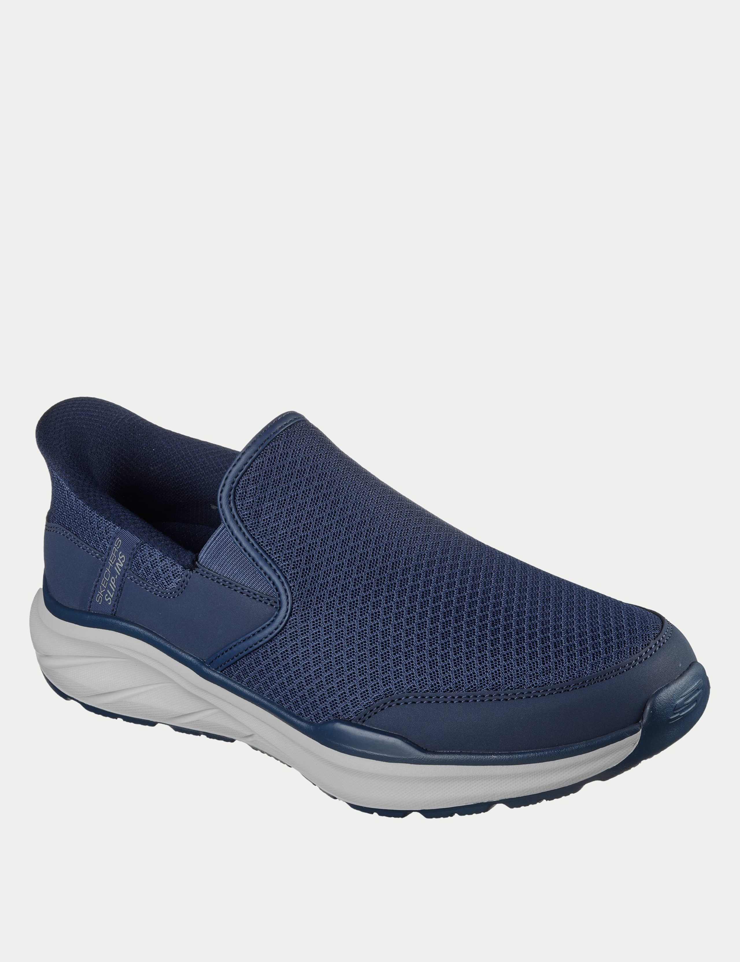 Equalizer 6.0 Slip-On Trainers 3 of 5