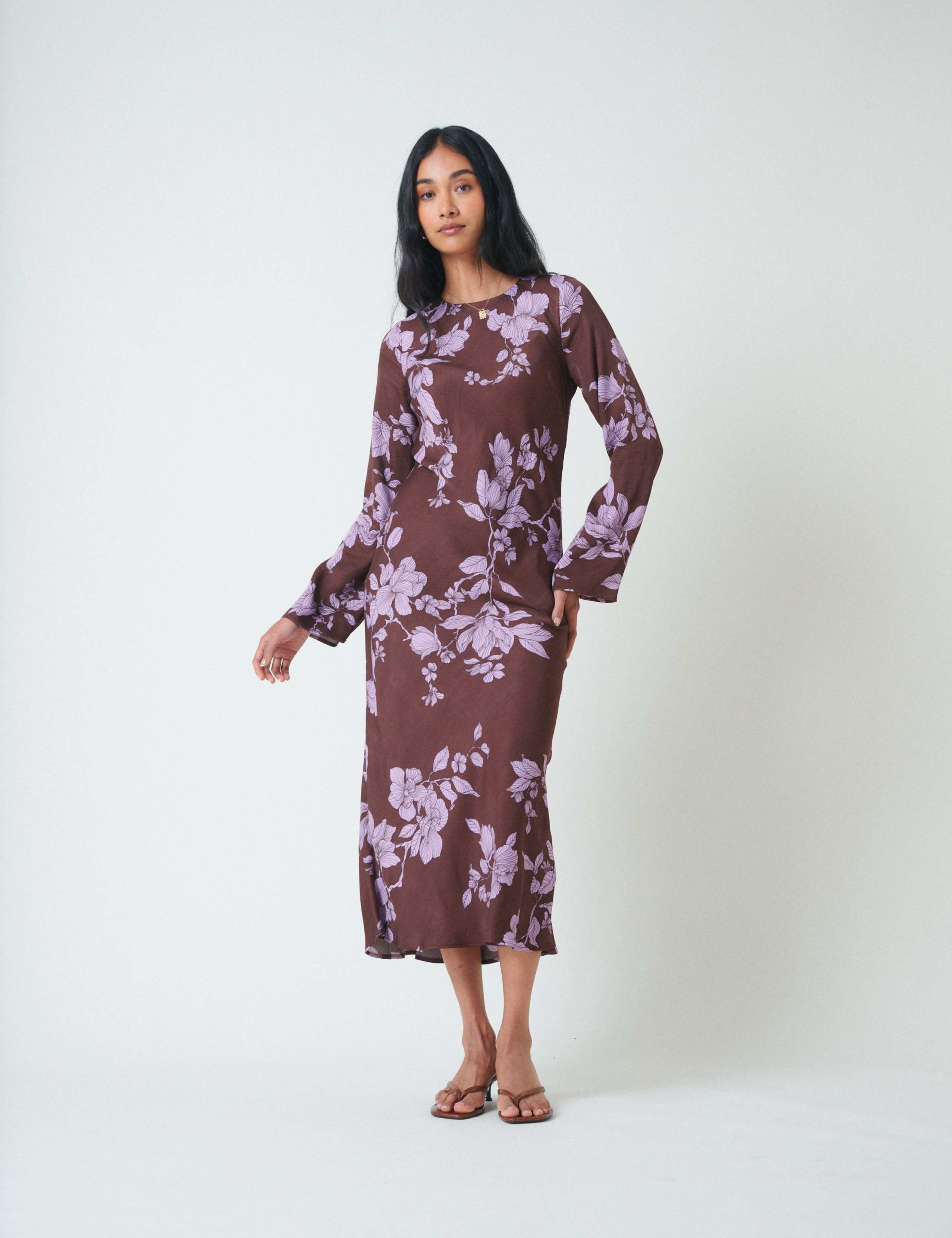 Floral Cutout Detail Midaxi Tea dress 4 of 5