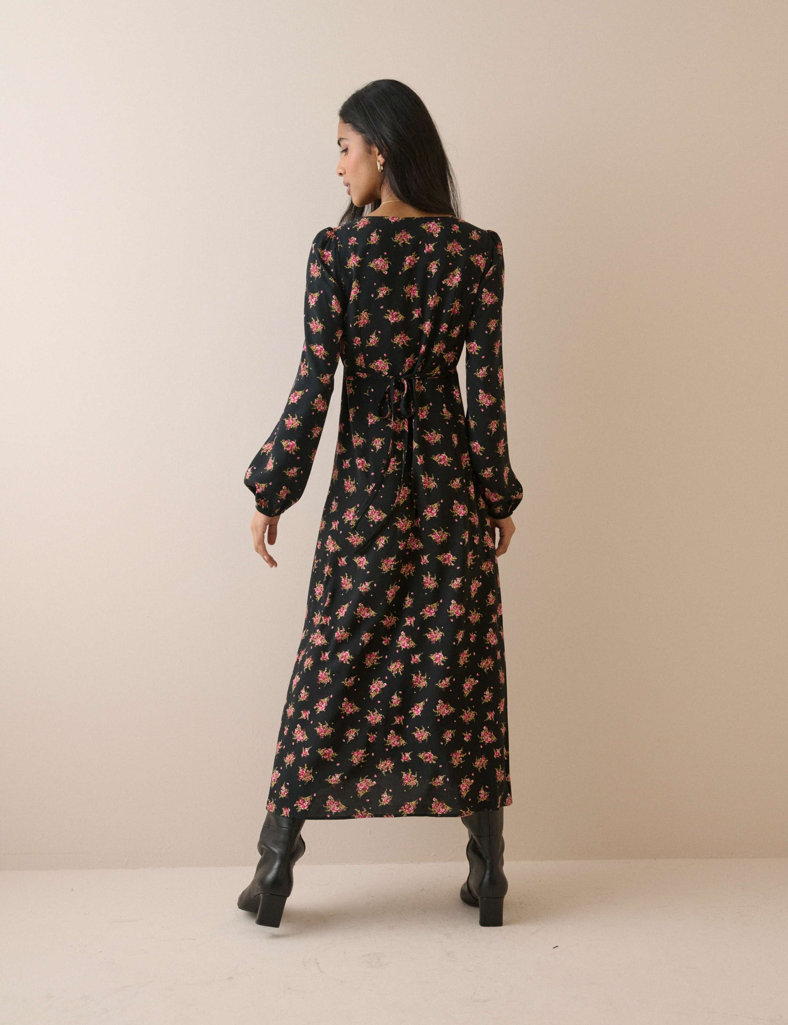 Floral V-Neck Midi Tea Dress 2 of 5