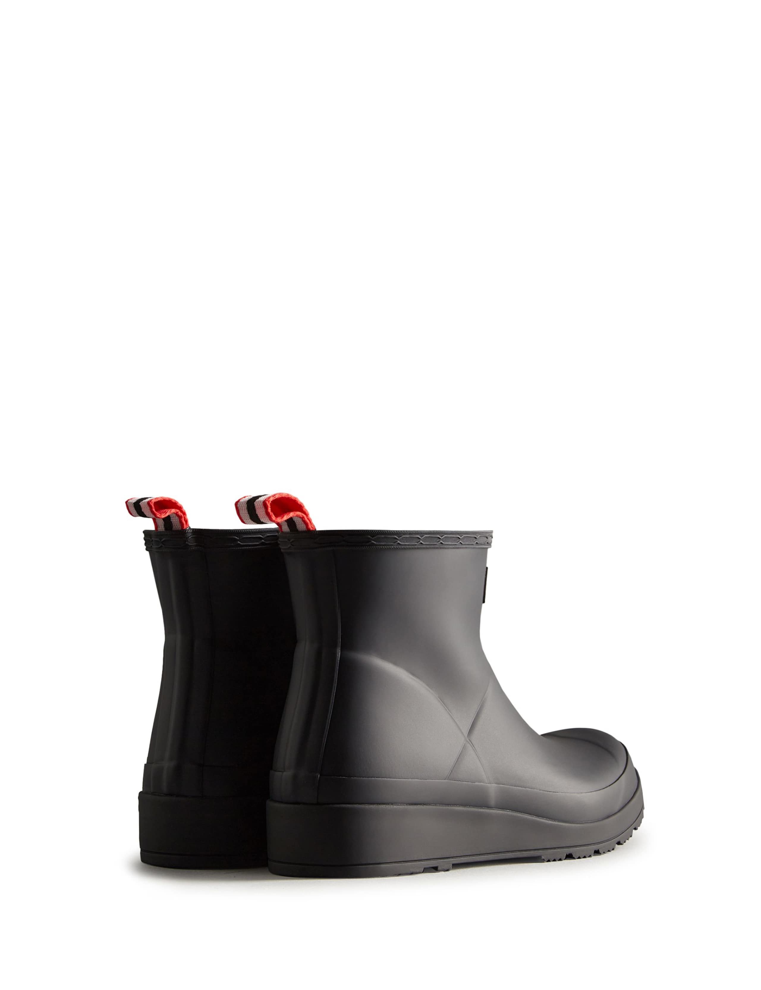 Play Short Wellies 3 of 4