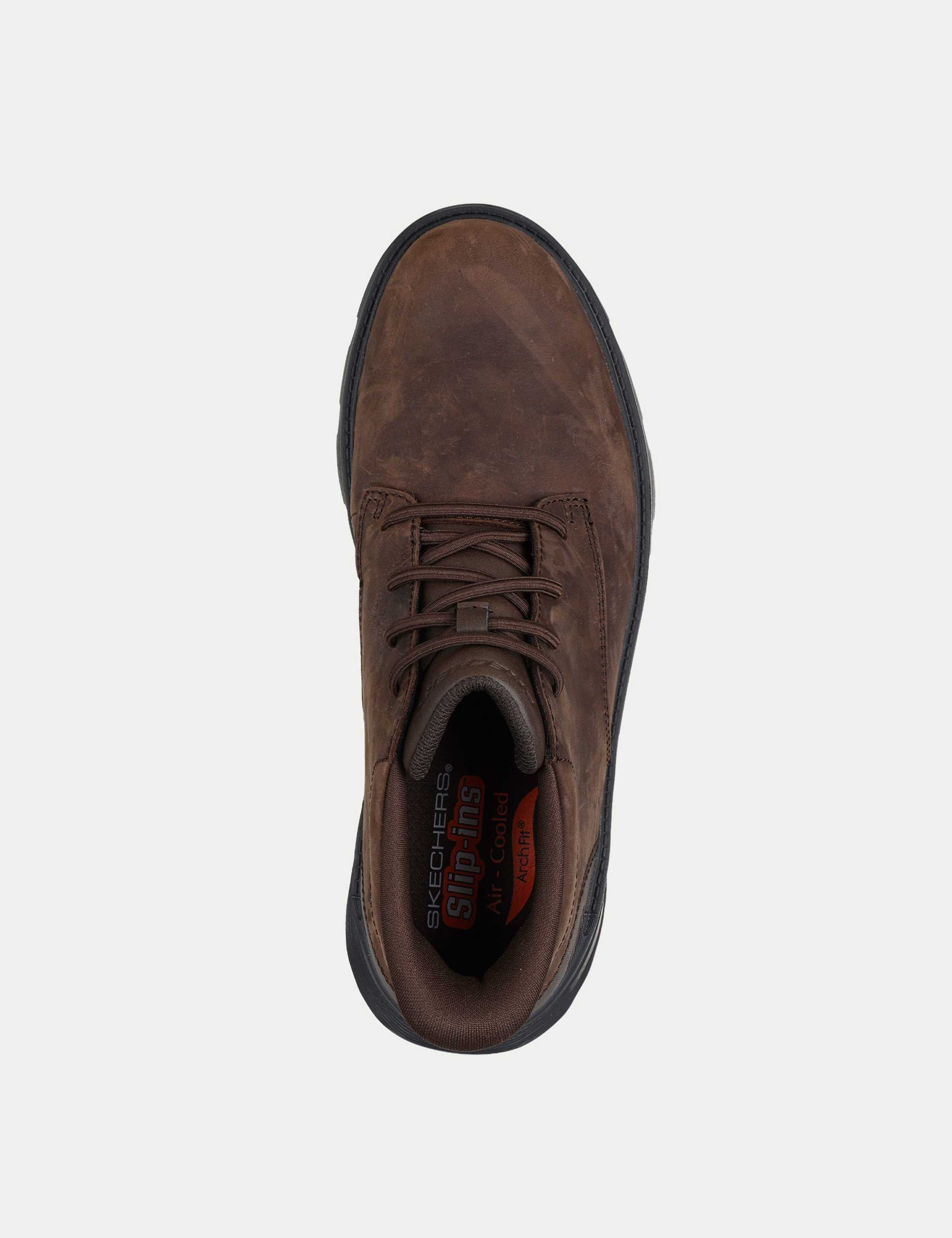 Arch Fit Garza Chukka Boots 2 of 5