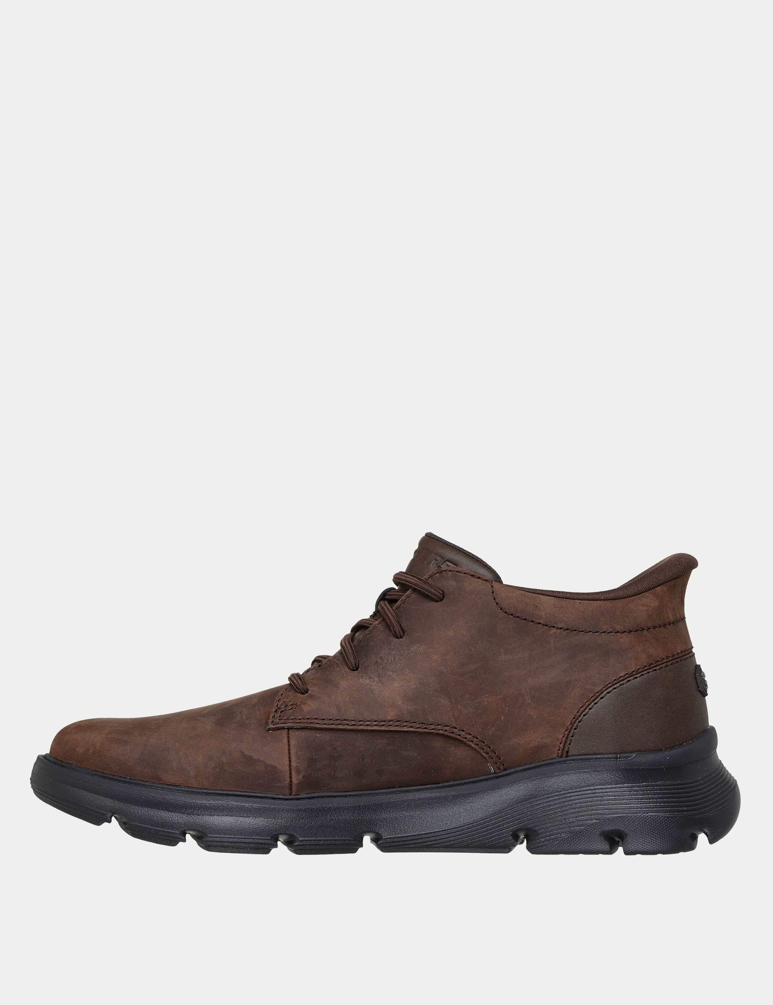 Arch Fit Garza Chukka Boots 4 of 5