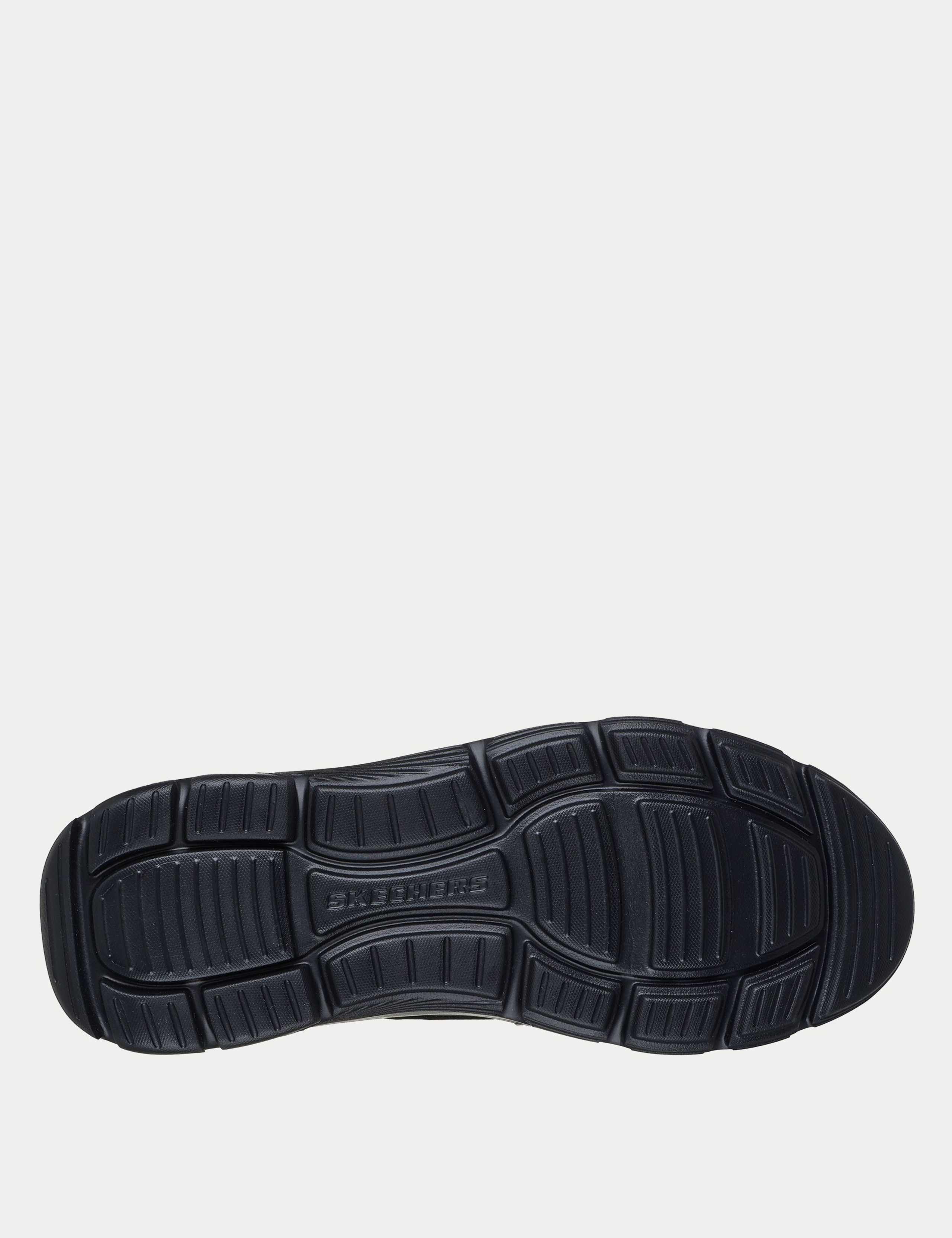 Arch Fit Garza Chukka Boots 5 of 5