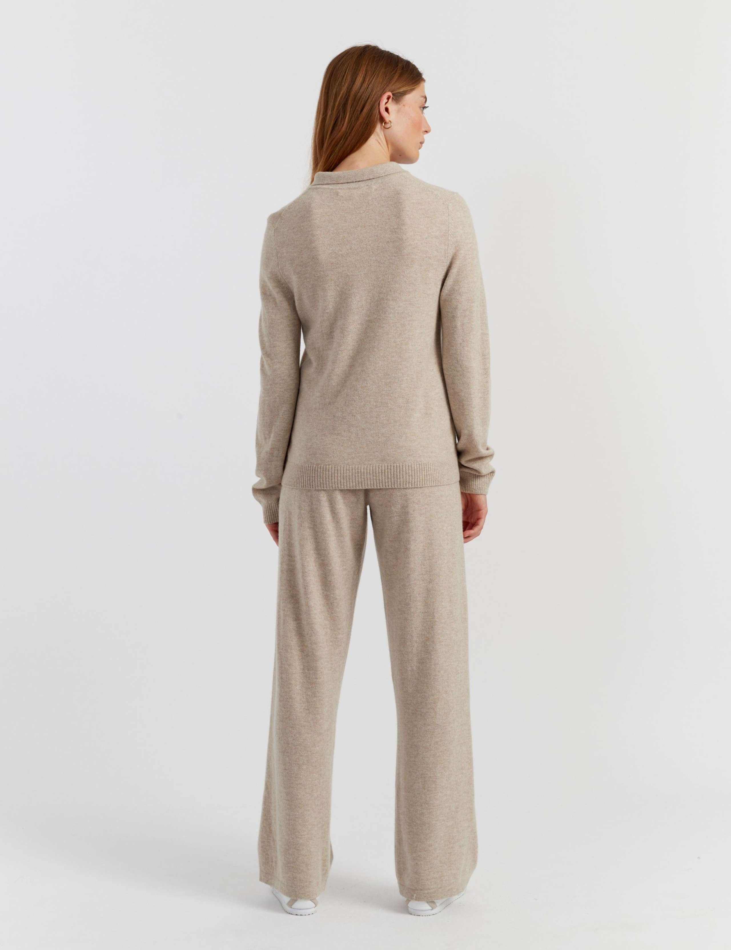 Wool Rich Collared Sweatshirt with Cashmere 3 of 4