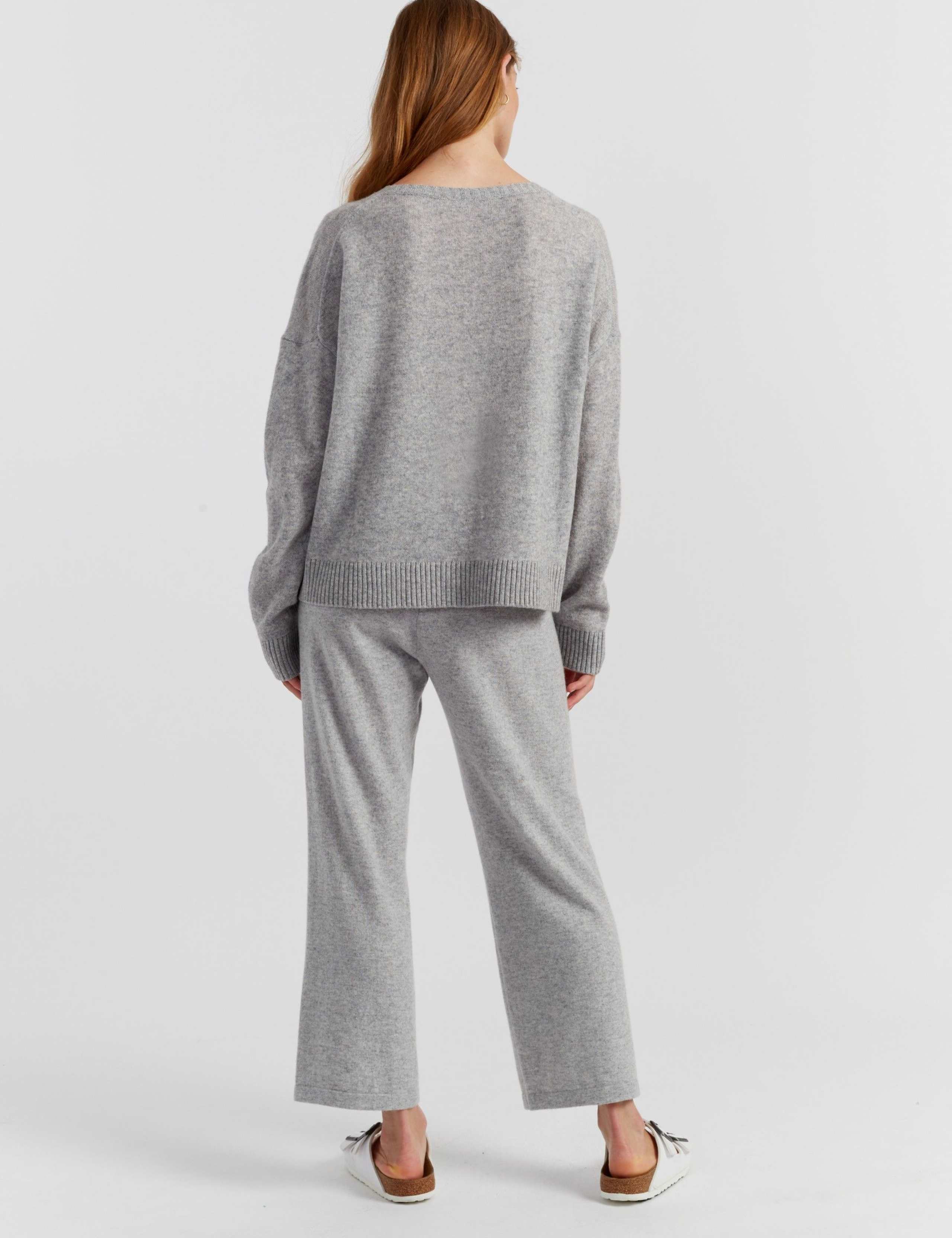 Wool Rich Relaxed Sweatshirt with Cashmere 4 of 4