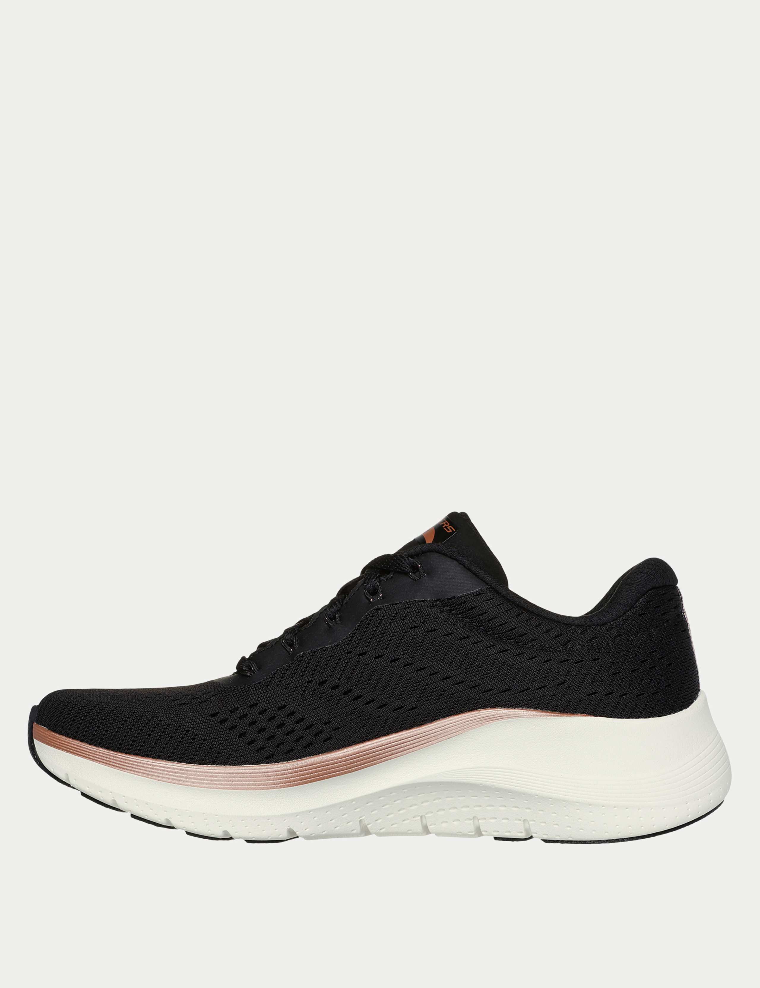 Arch Wide Fit 2.0 Glow The Distance Trainers 3 of 5