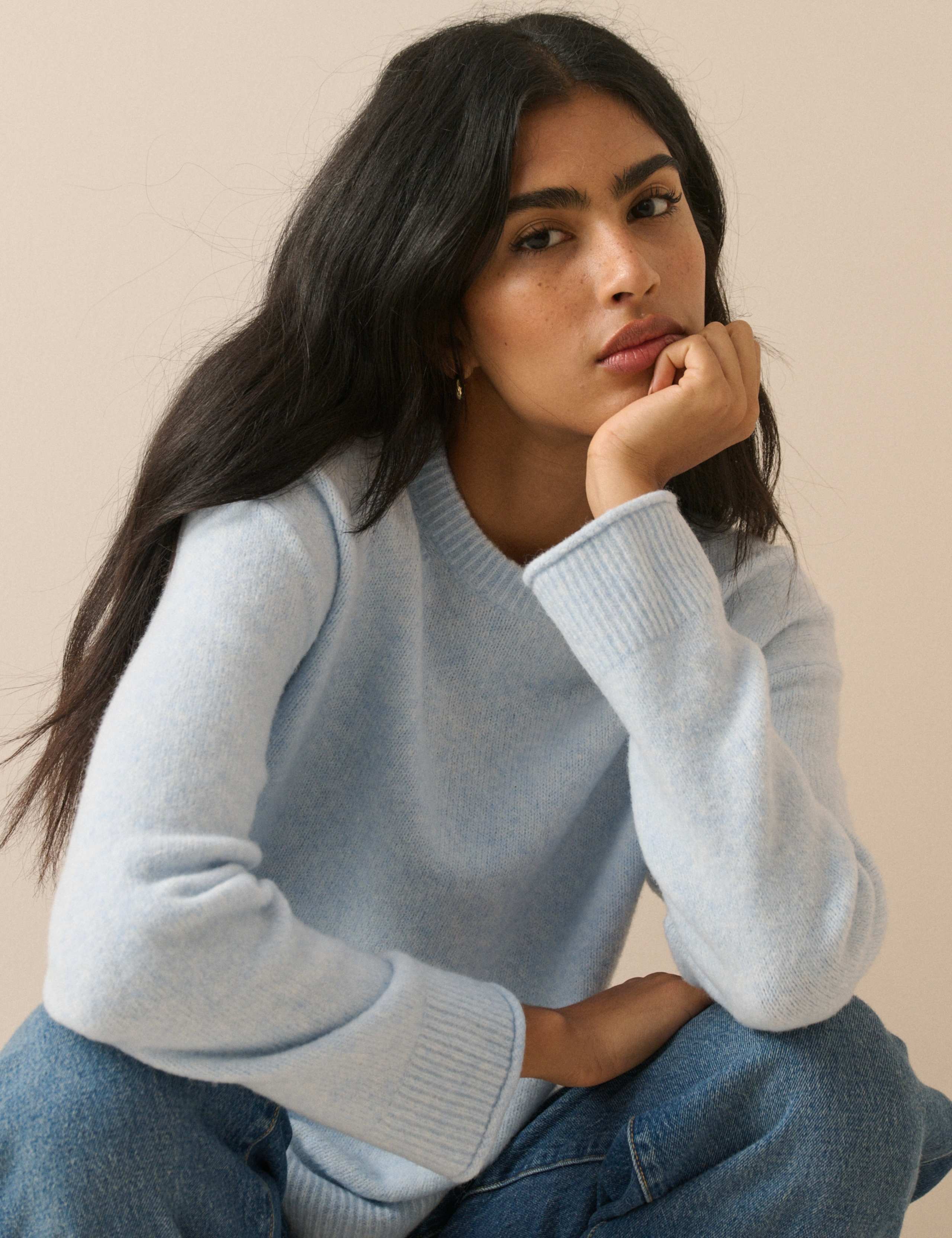 Crew Neck Relaxed Jumper with Wool 4 of 5