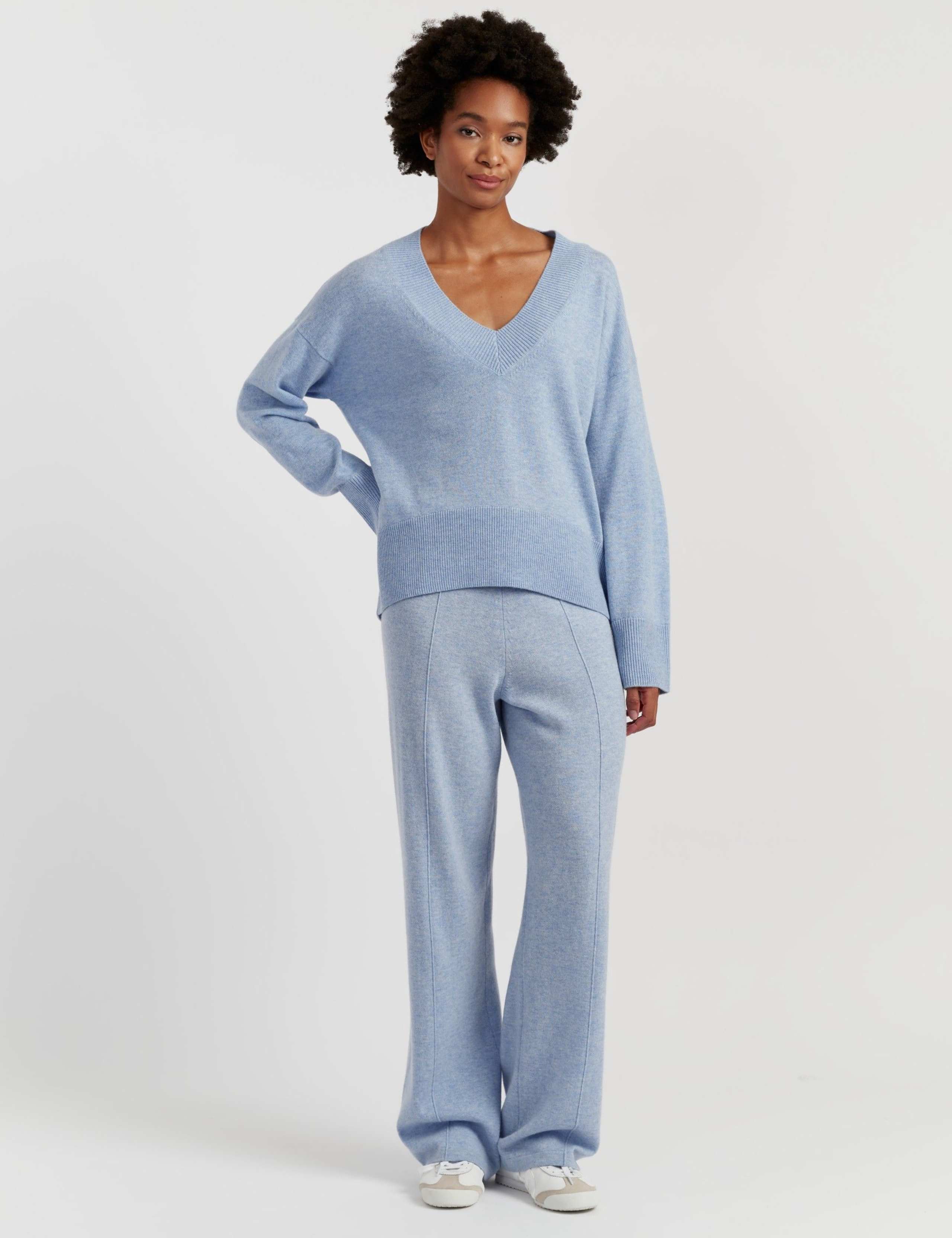 Wool Rich V-Neck Relaxed Jumper with Cashmere 4 of 4