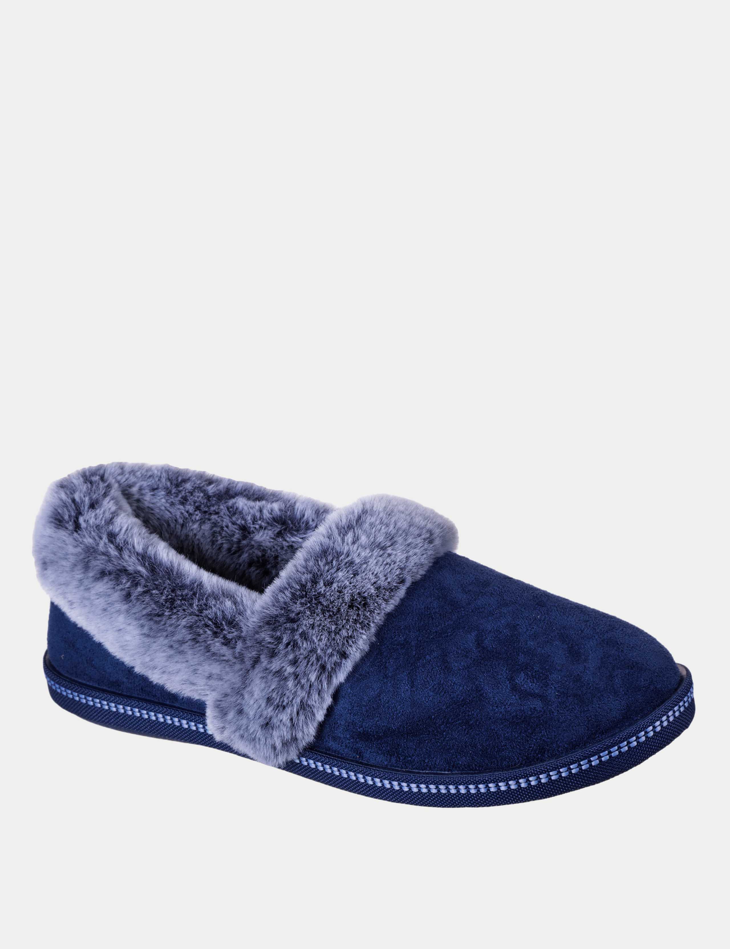 Cozy Campfire Team Toasty Moccasin Slippers 2 of 5