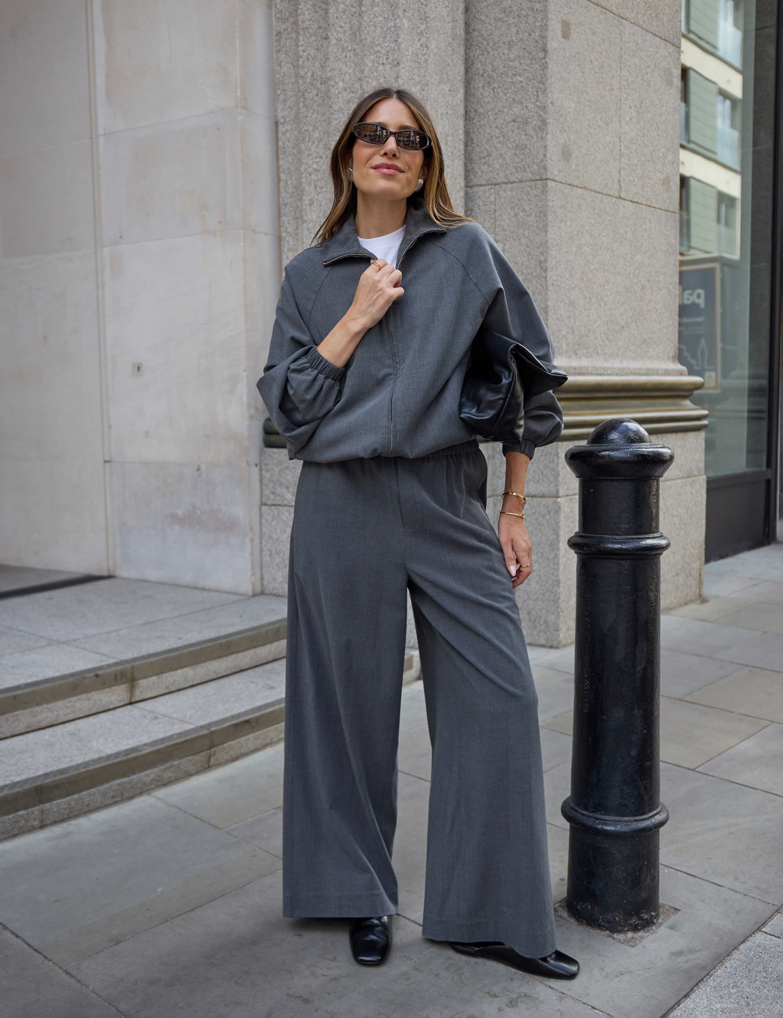 Woven Pull On Relaxed Straight Trousers 1 of 6
