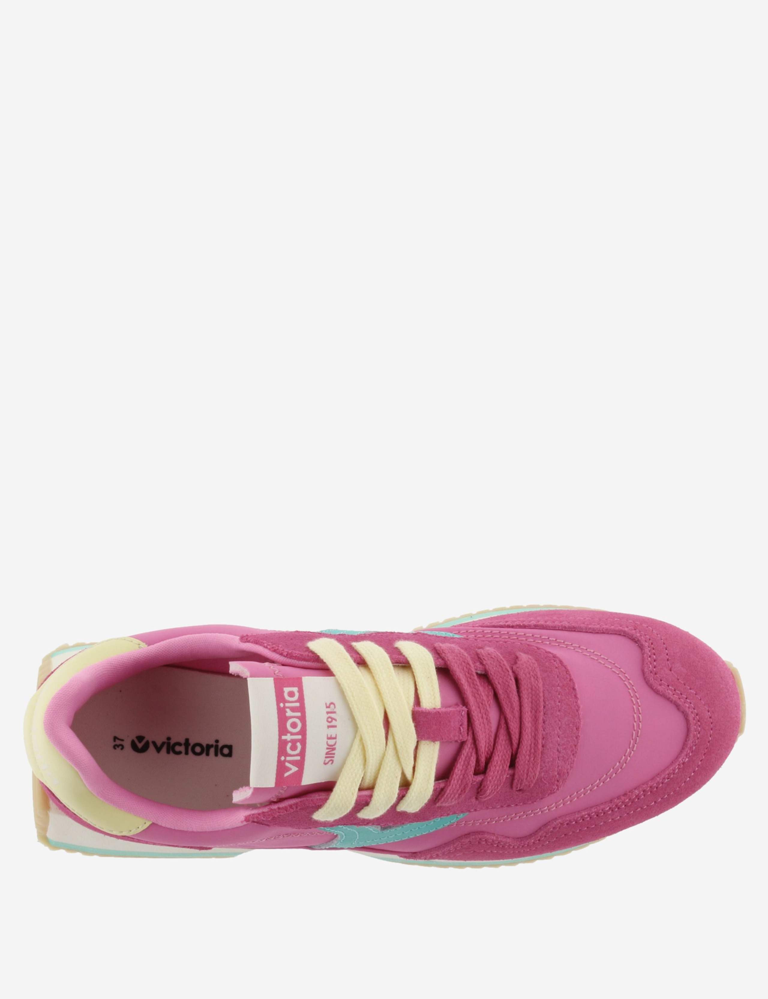 Side Detail Platform Trainers 2 of 5