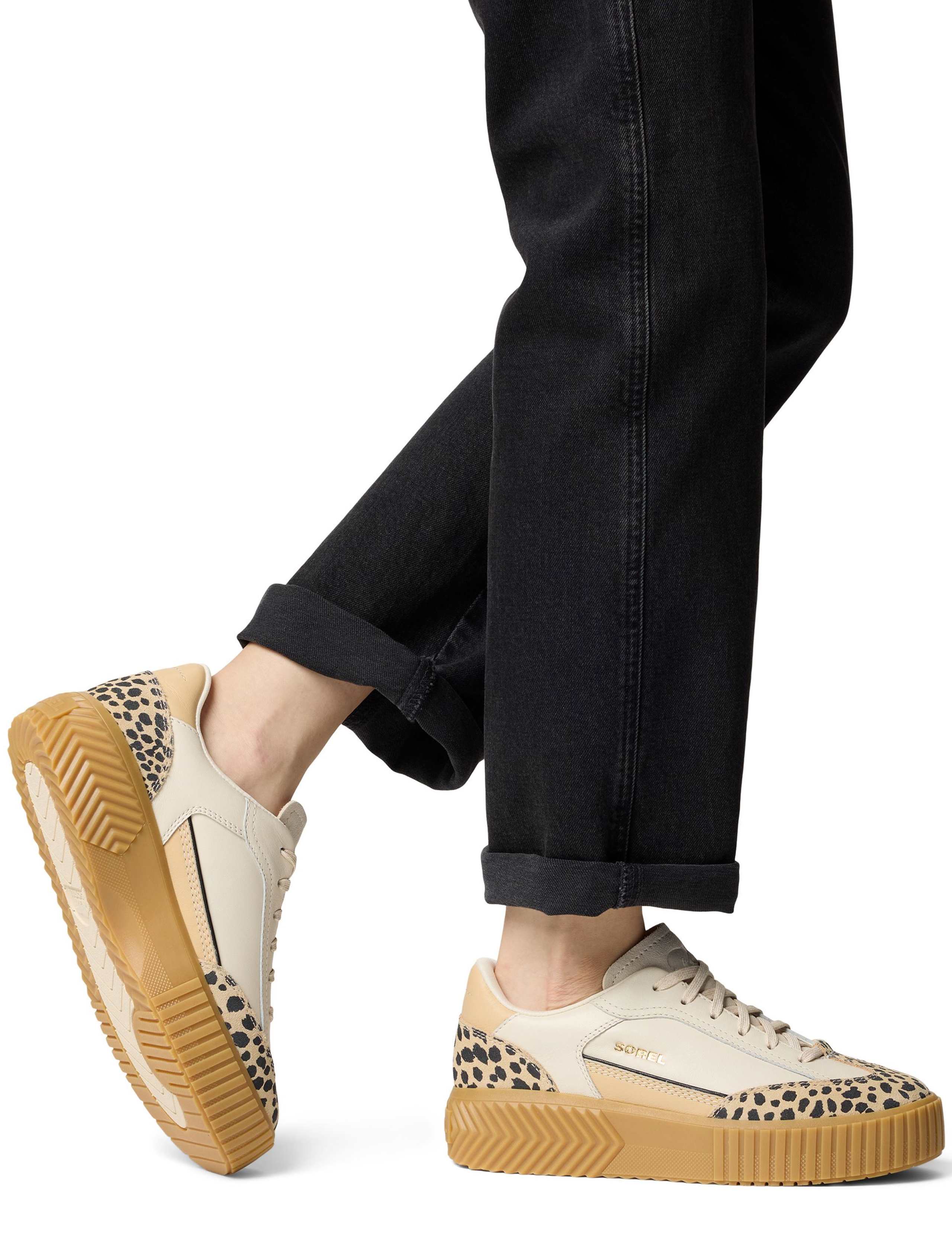 Ona Ave™ T-Toe Leather Animal Print Trainers 4 of 8