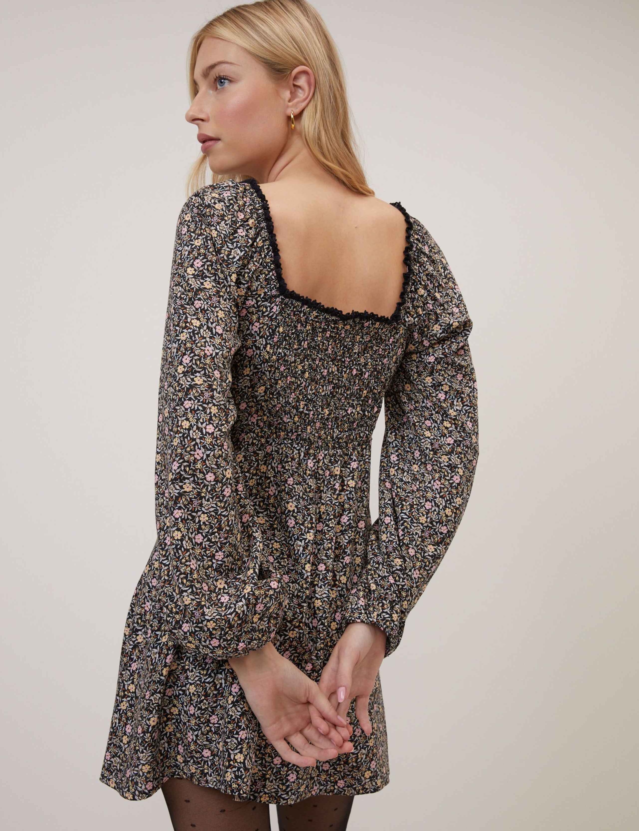 Floral Sweetheart Neckline Mini Skater Dress 2 of 5