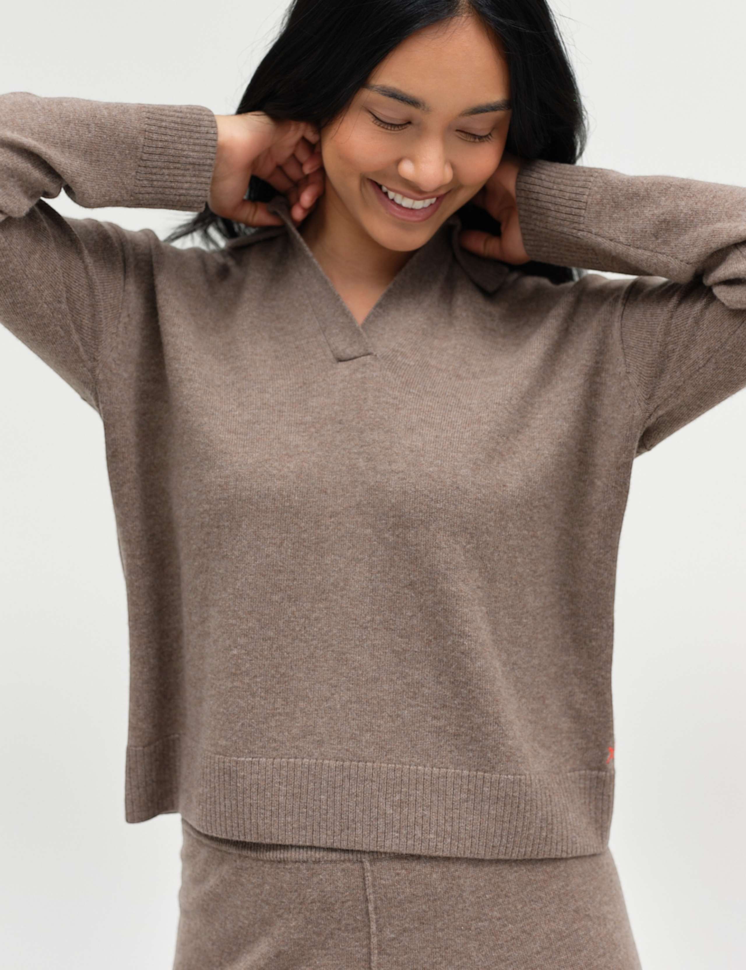 Wide Collar Knit Jumper with Wool 1 of 4