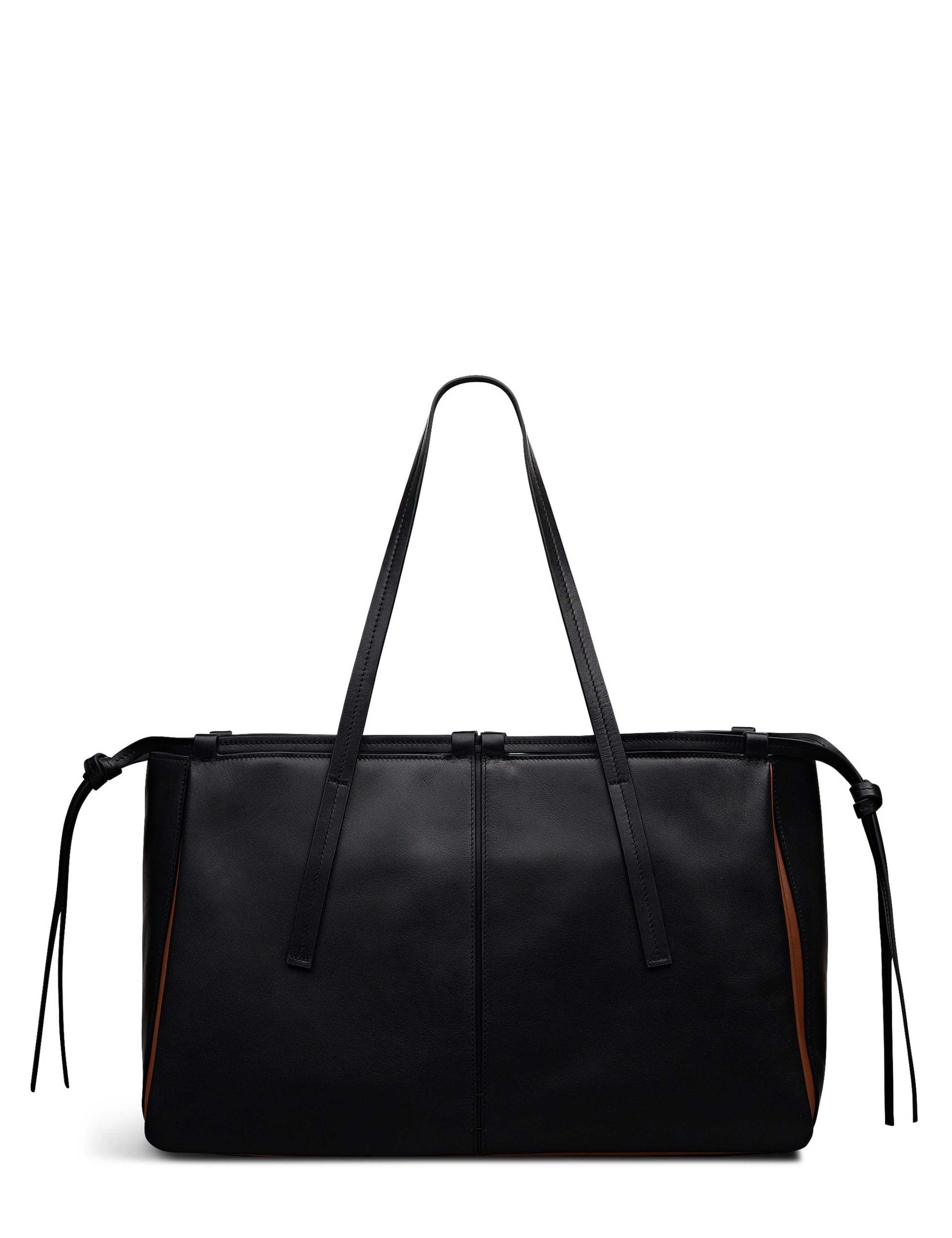 The Connaught Leather Shoulder Bag 4 of 6