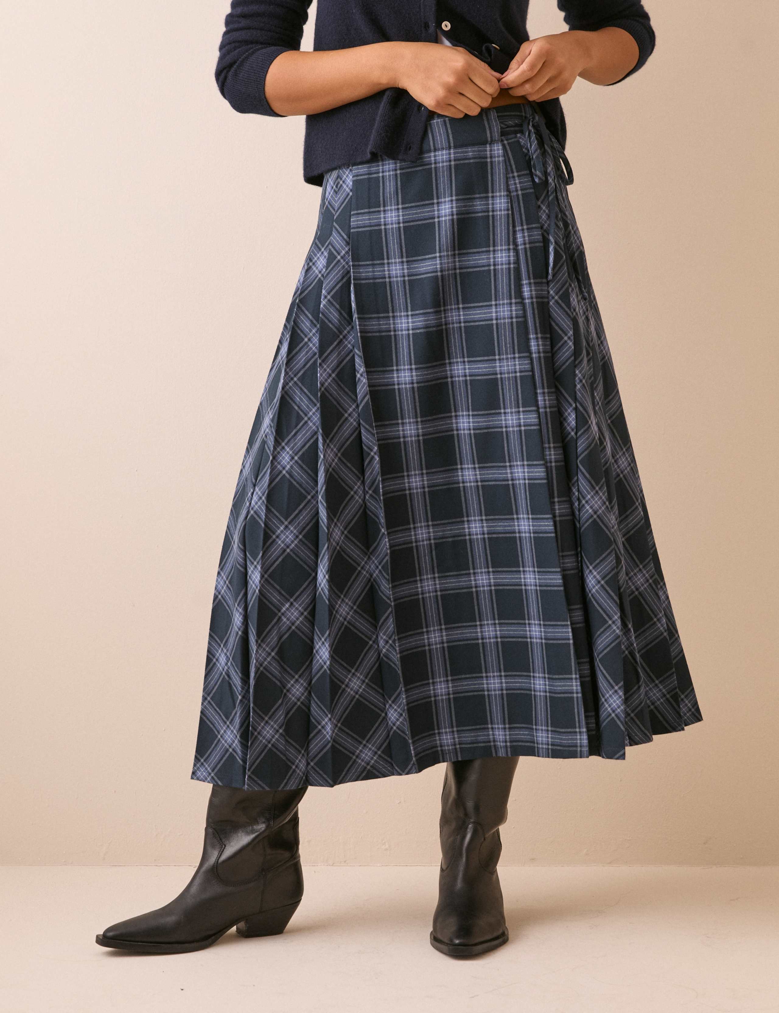 Emily Checked Midi Kilt Skirt 4 of 7