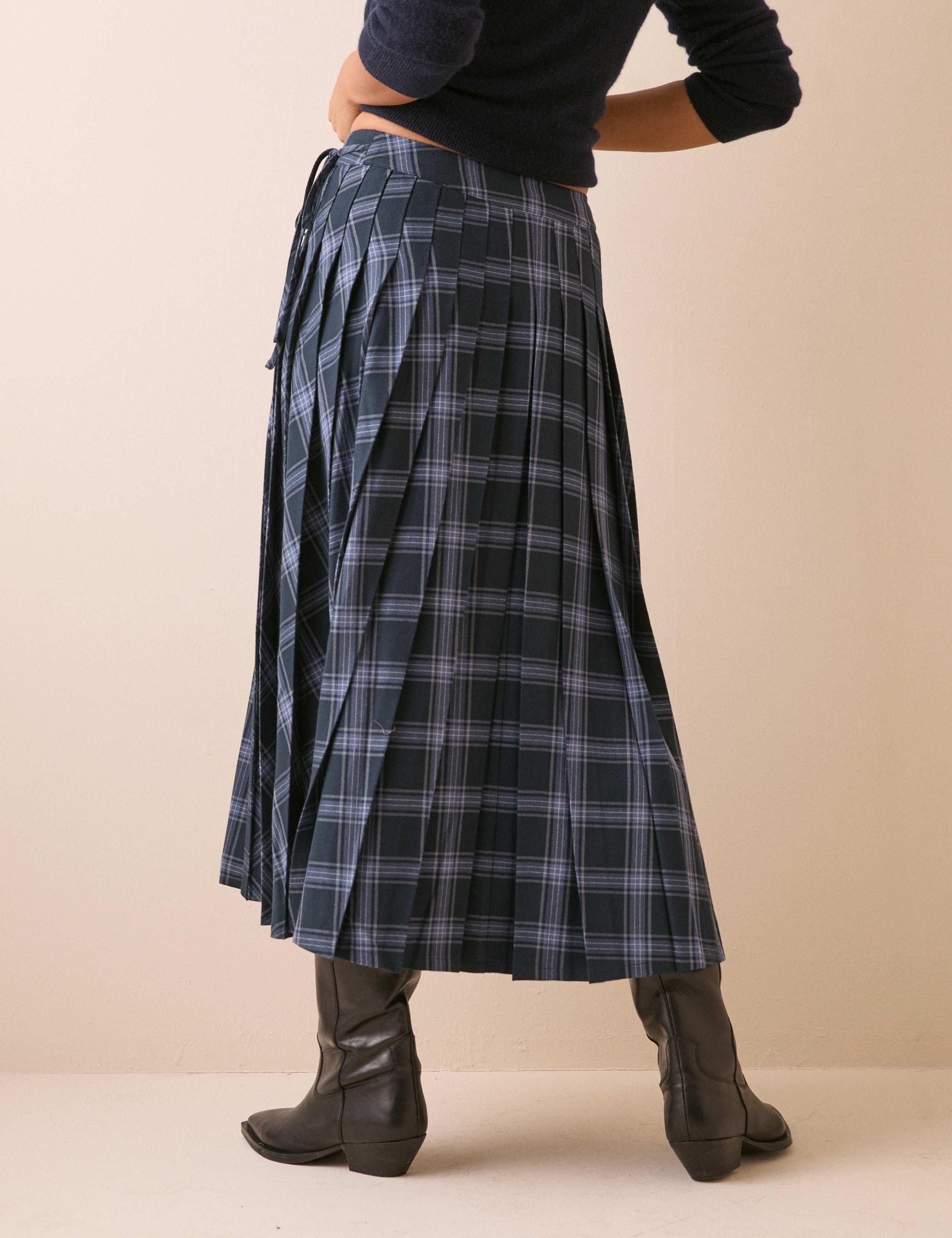 Emily Checked Midi Kilt Skirt 5 of 7