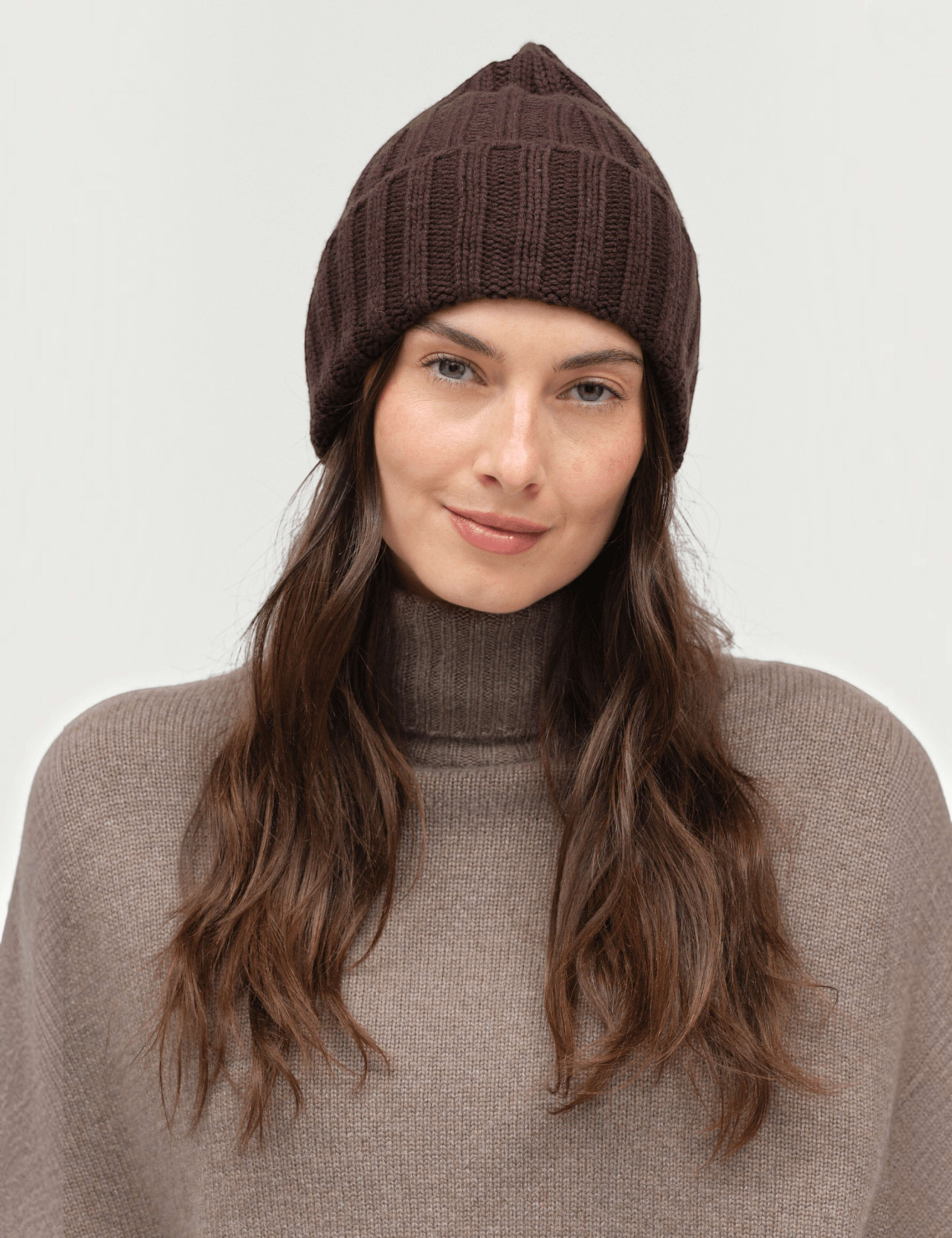 Wool Cashmere Ribbed Beanie Hat 1 of 2
