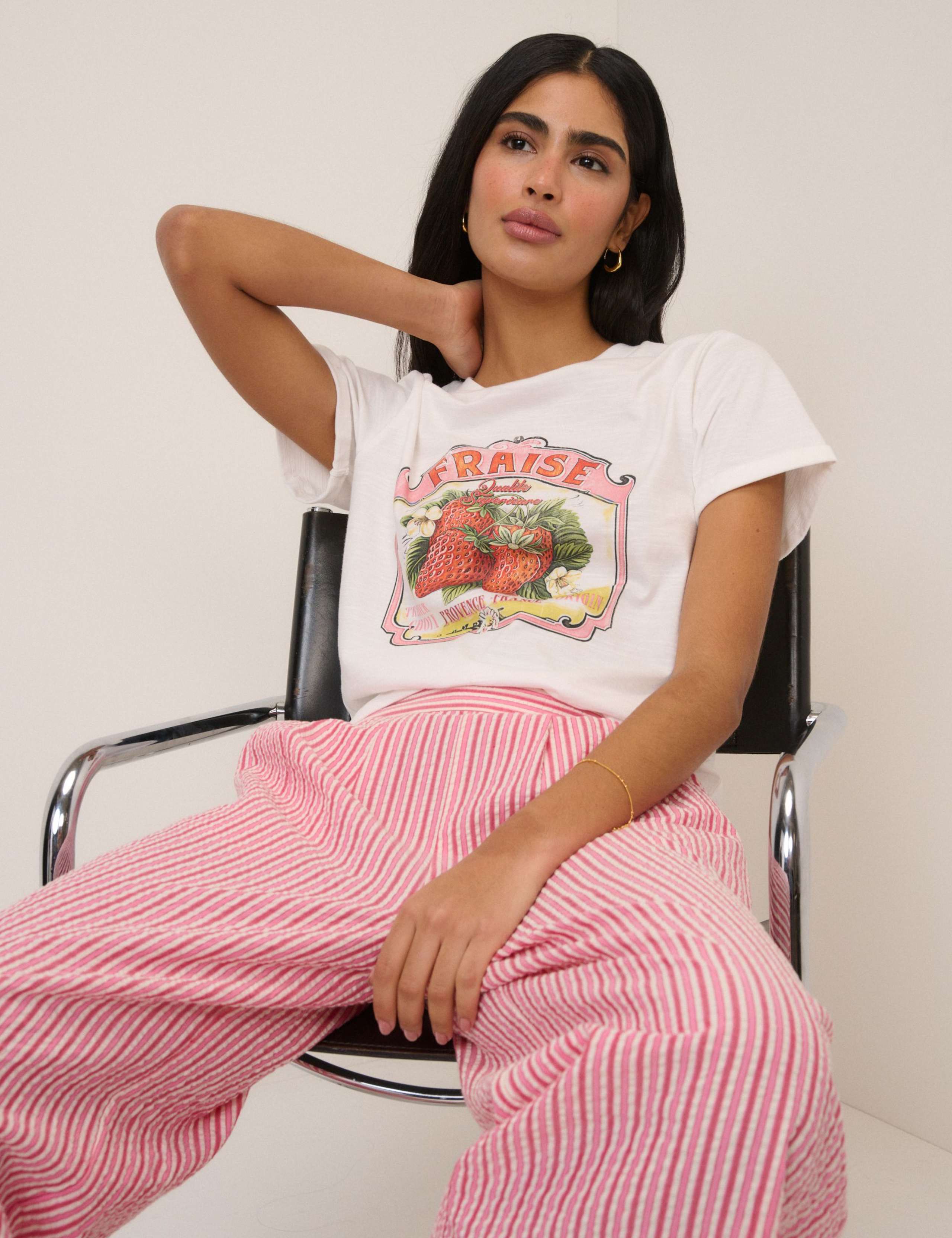 Pure Cotton Graphic T-Shirt 2 of 5