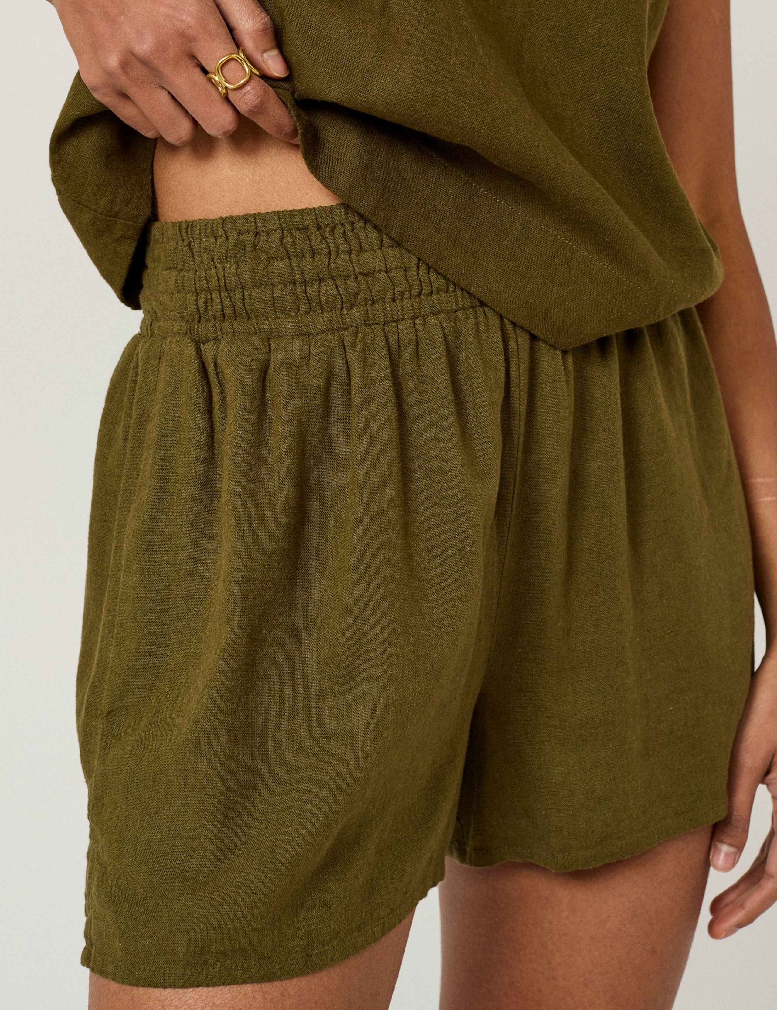 Linen Rich Shorts 4 of 5