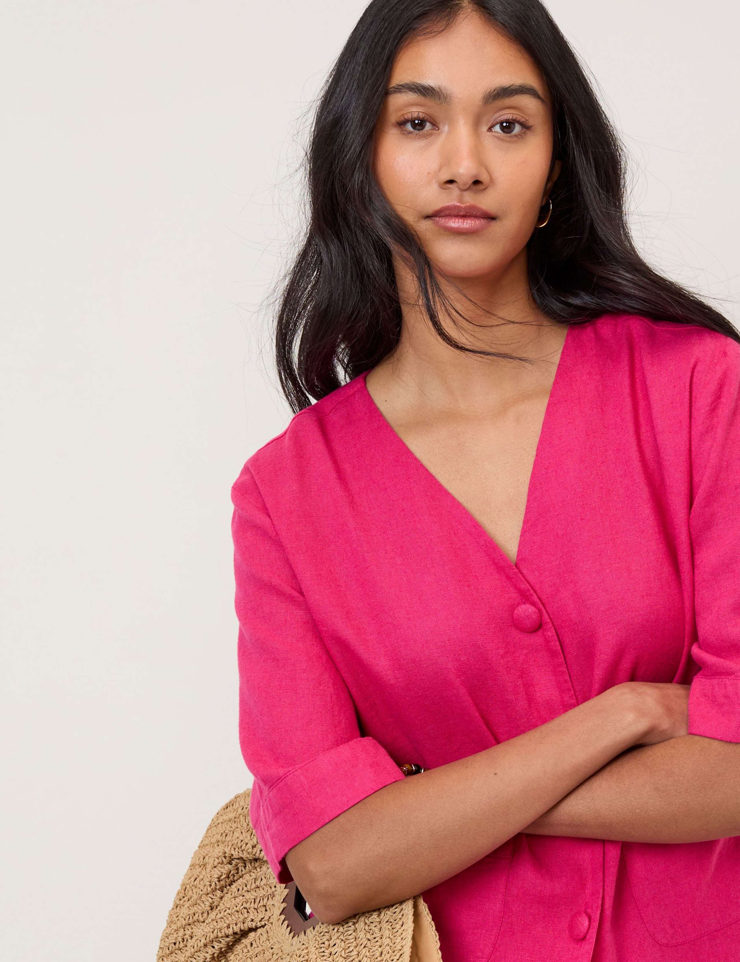 Linen Rich V-Neck Relaxed Shirt 4 of 5