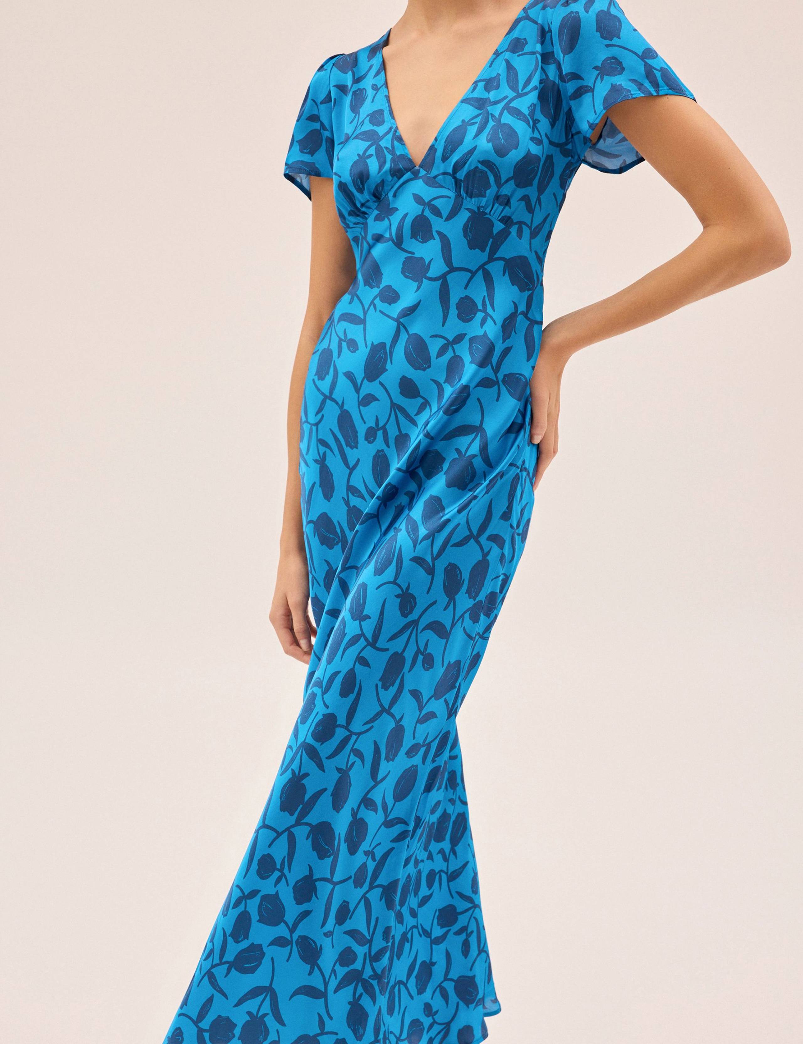 Floral V-Neck Midaxi Tea Dress 5 of 5