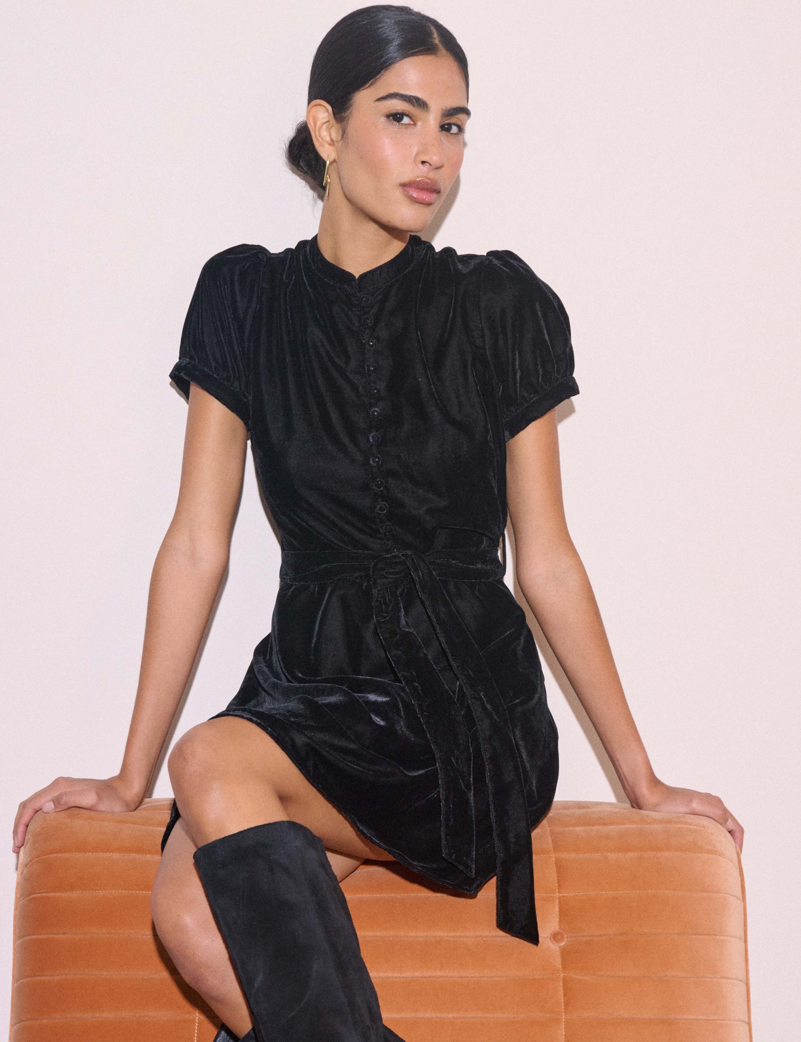 Ivanna V Neck Mini Skater Dress 2 of 5