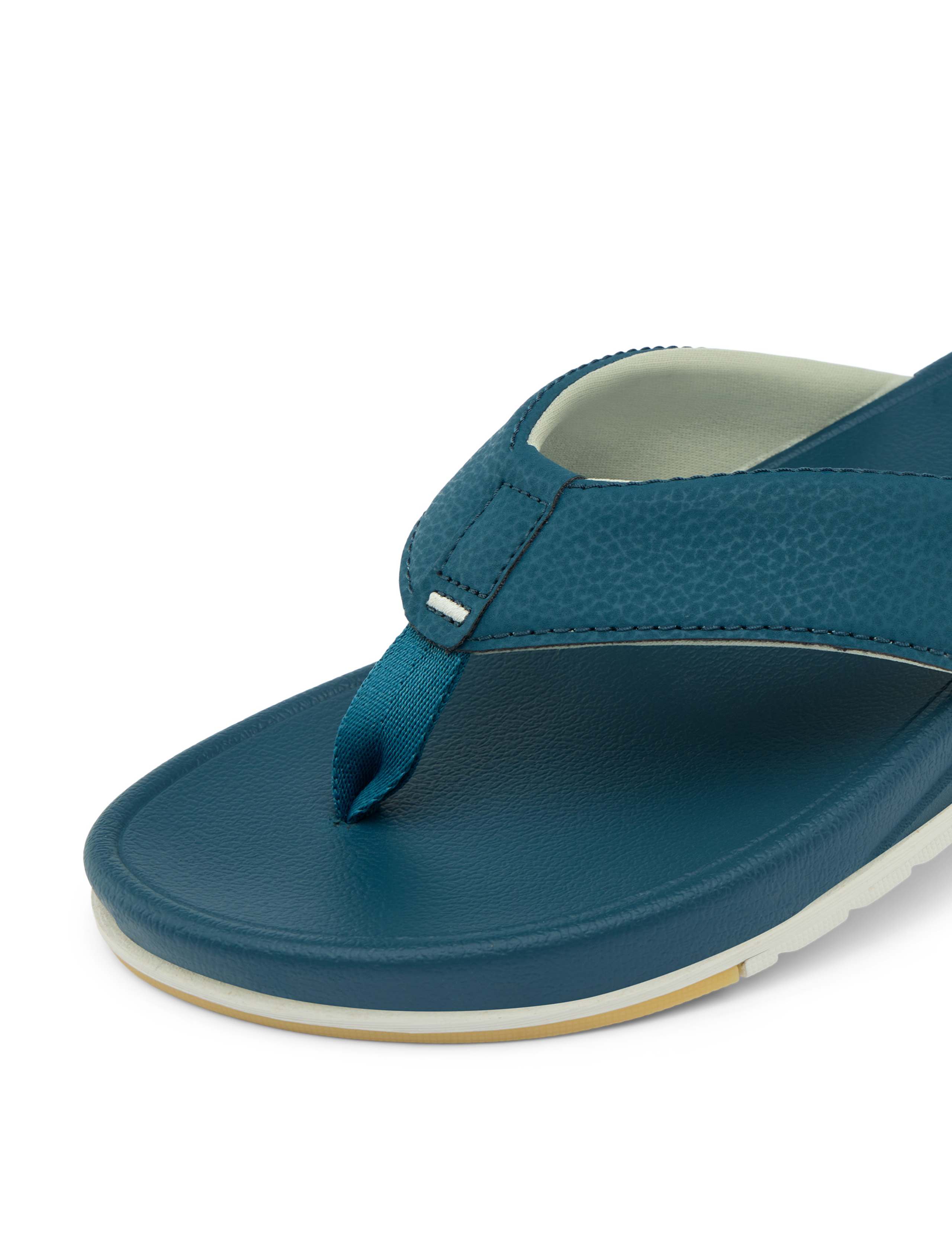 Cushion Bronzer Flip Flops 2 of 5