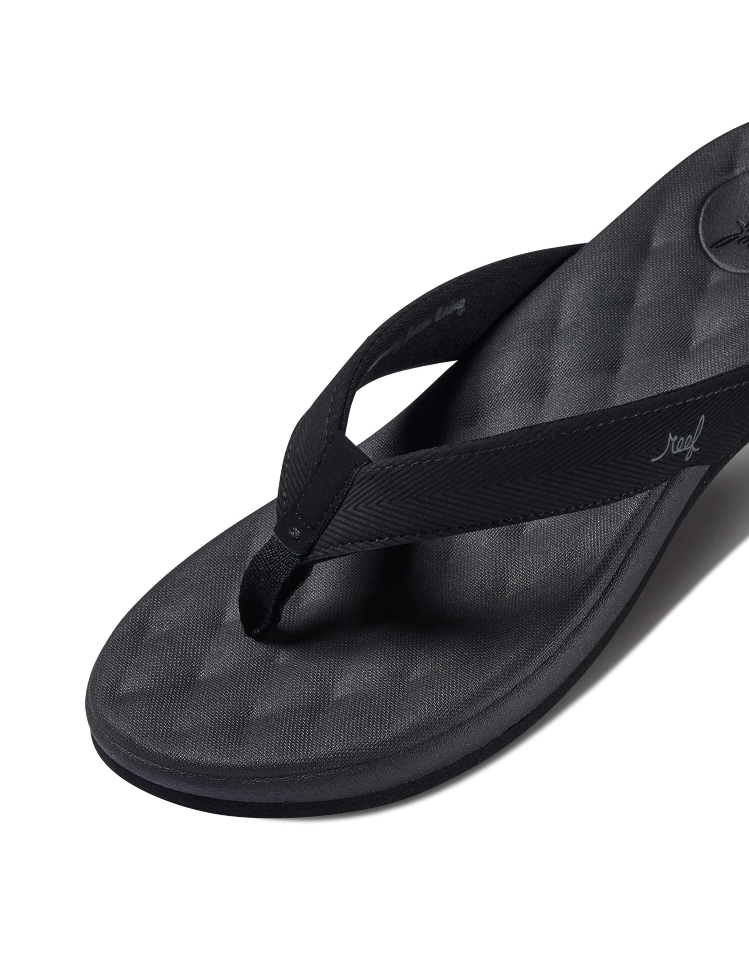 Cushion Harmony Flat Flip Flops 4 of 6