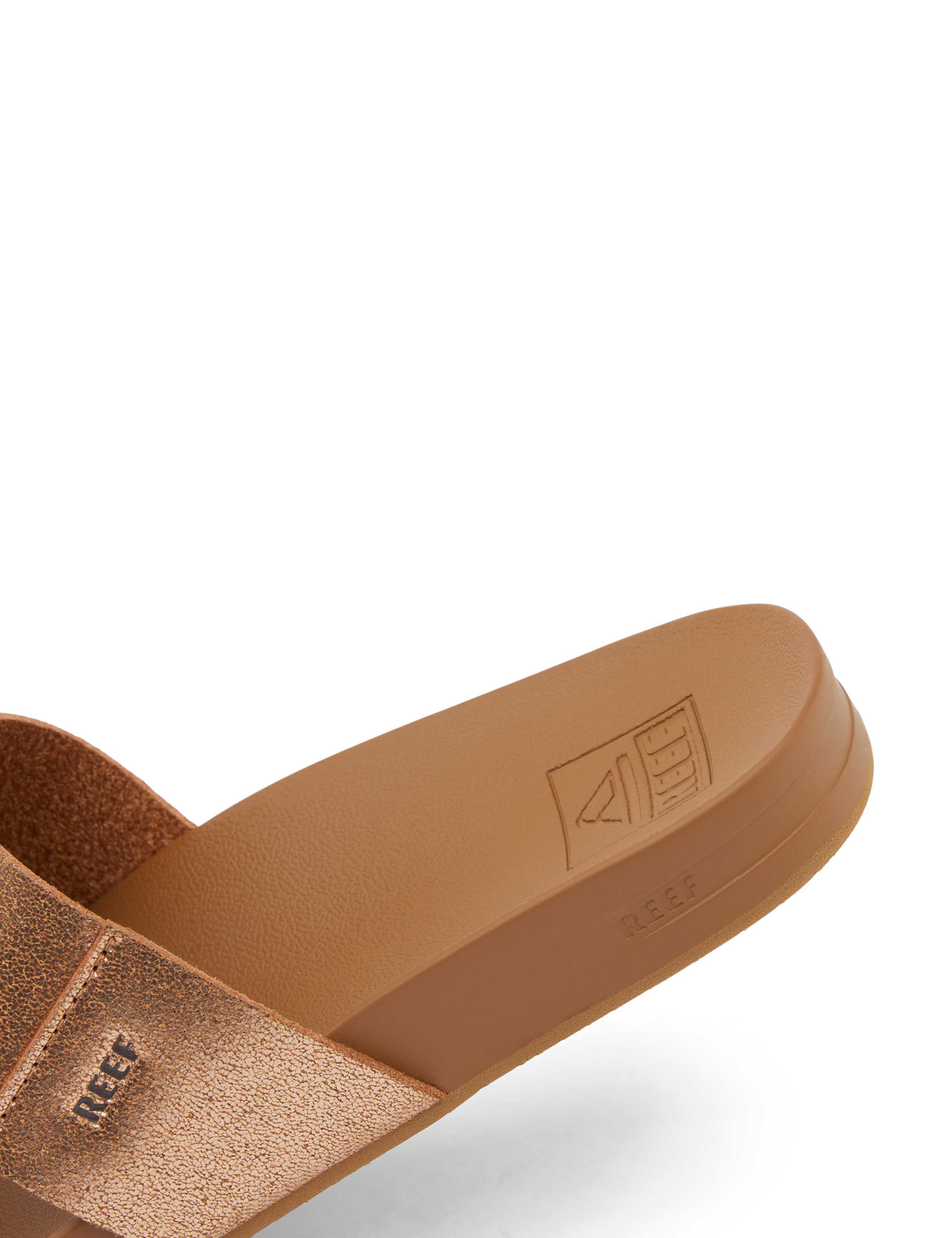 Cushion Vista Metallic Flat Sliders 4 of 6